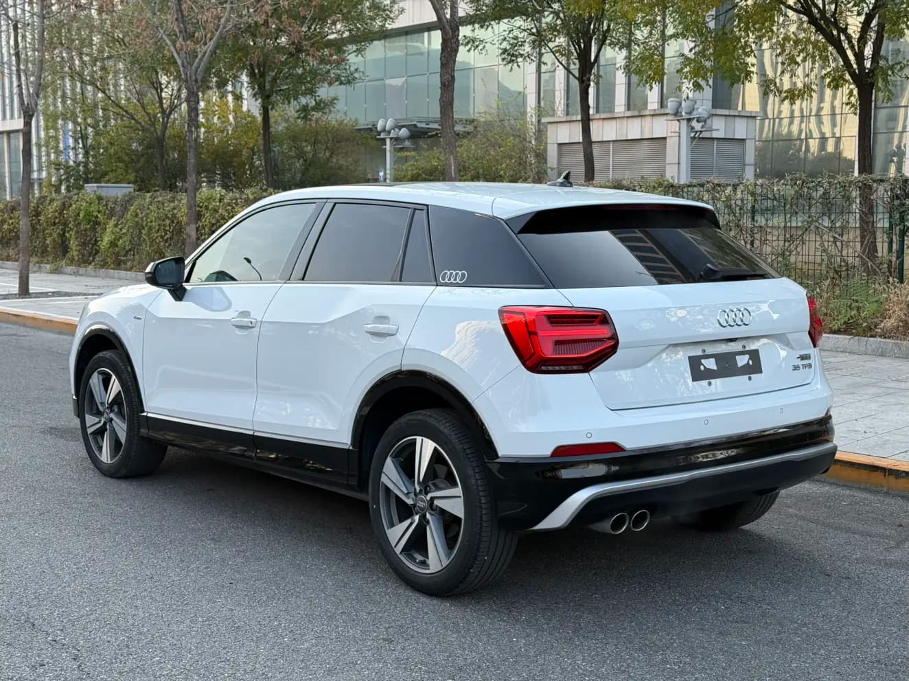 Audi Q2L 2021 г. 40050 км. — фото 5