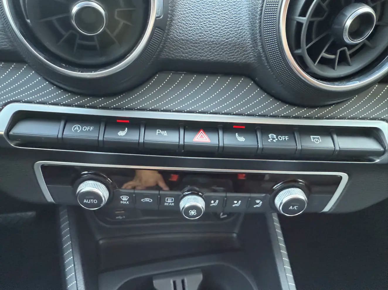 Audi Q2L 2021 г. 40050 км. — фото 8