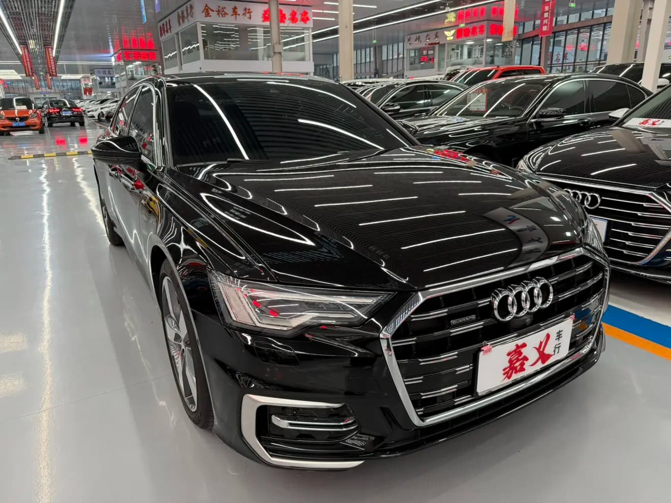 Audi A6L 2022 г. 100128 км. — фото 3