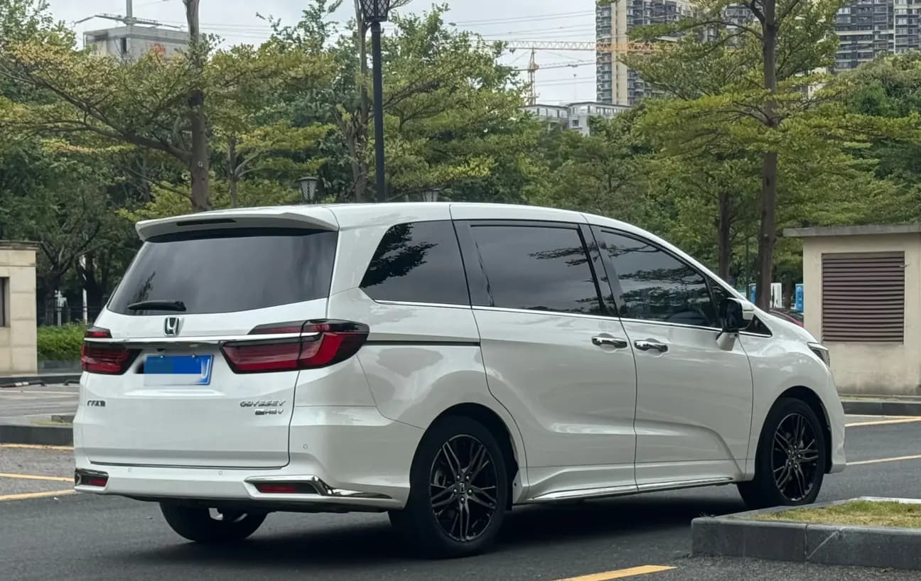 Honda Odyssey 2022 г. 65011 км. — фото 7
