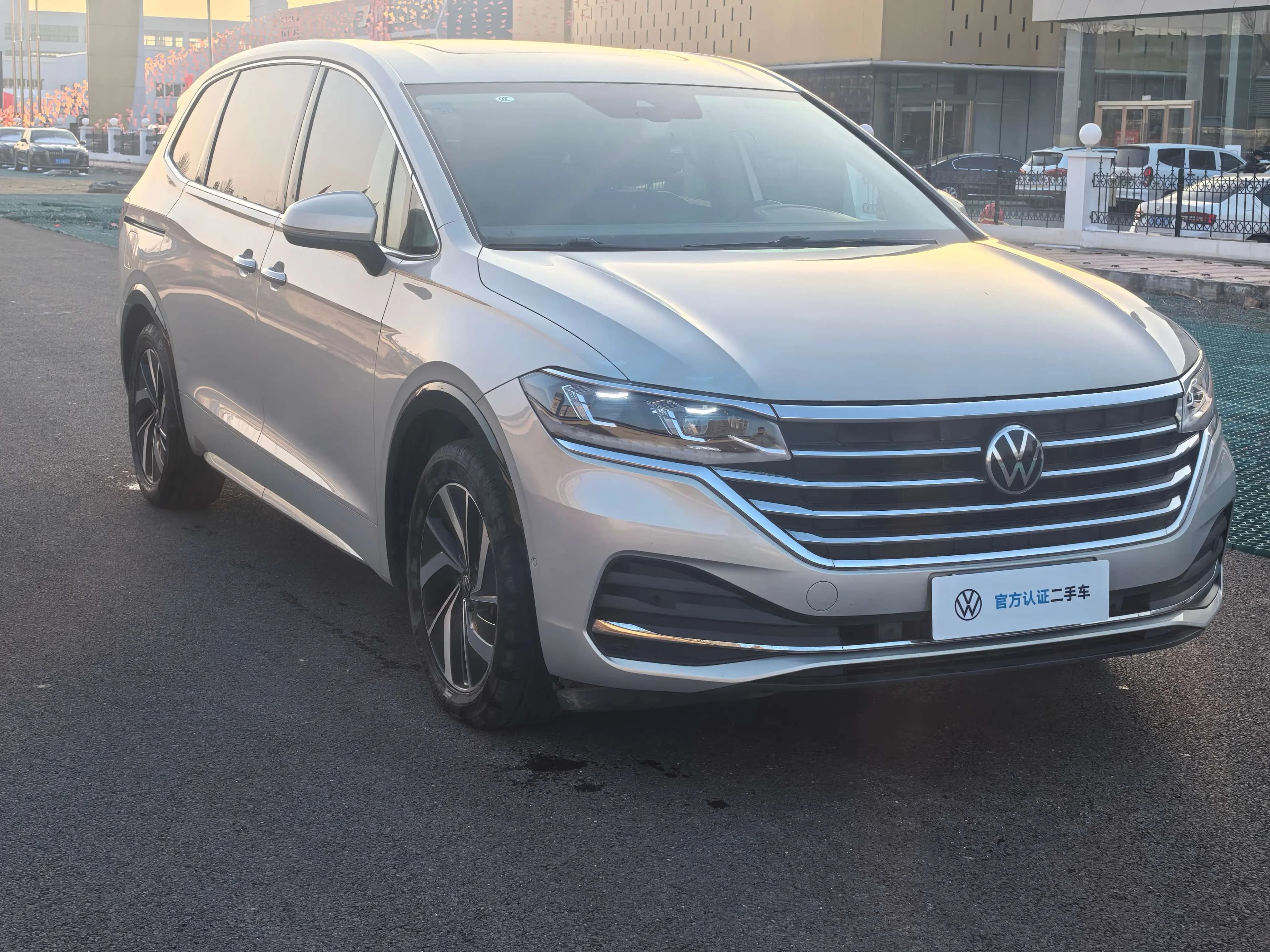 Volkswagen Weiran 2023 г. 93410 км. — фото 3