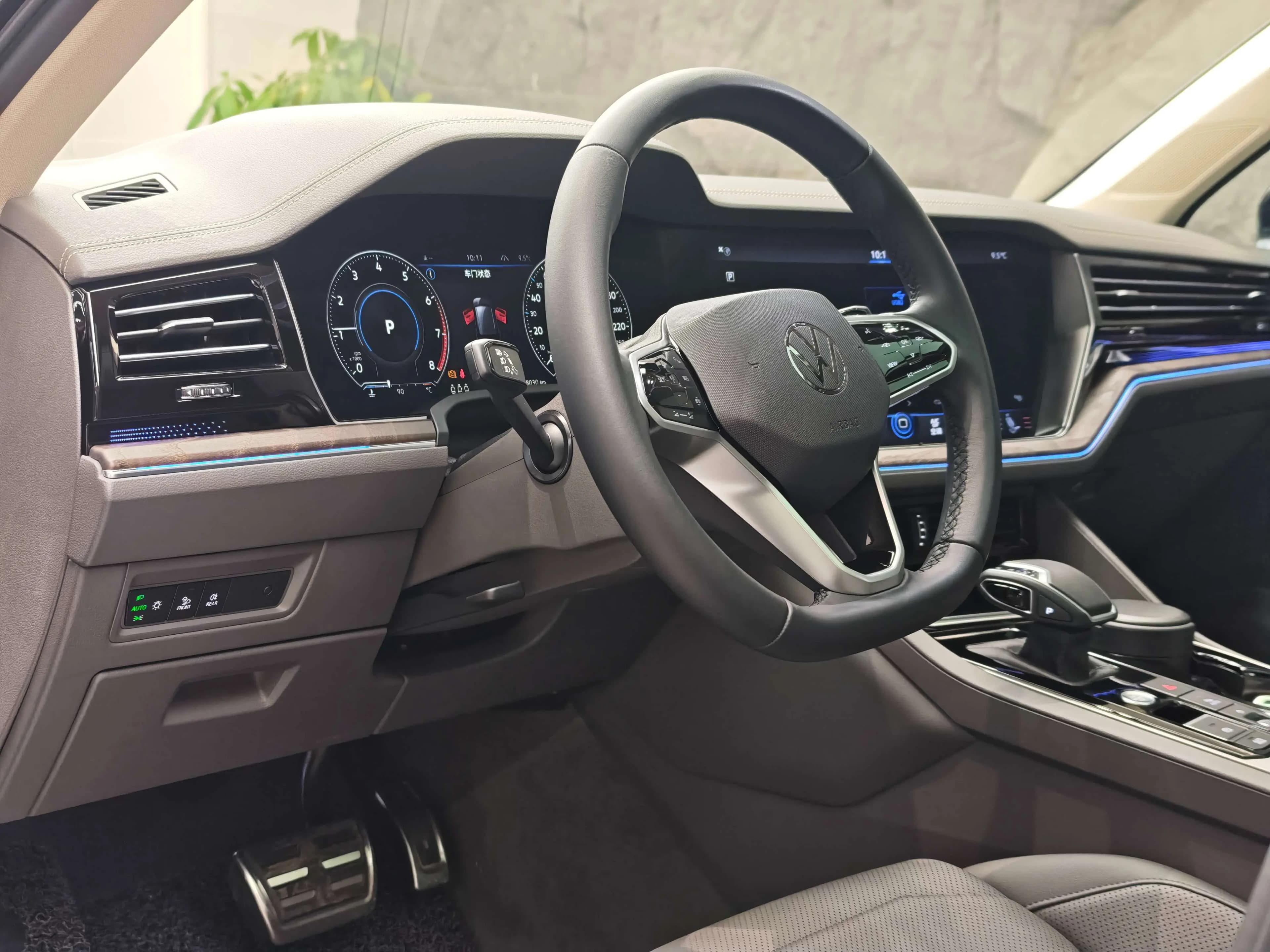 Volkswagen Touareg 2024 г. 18111 км. — фото 16