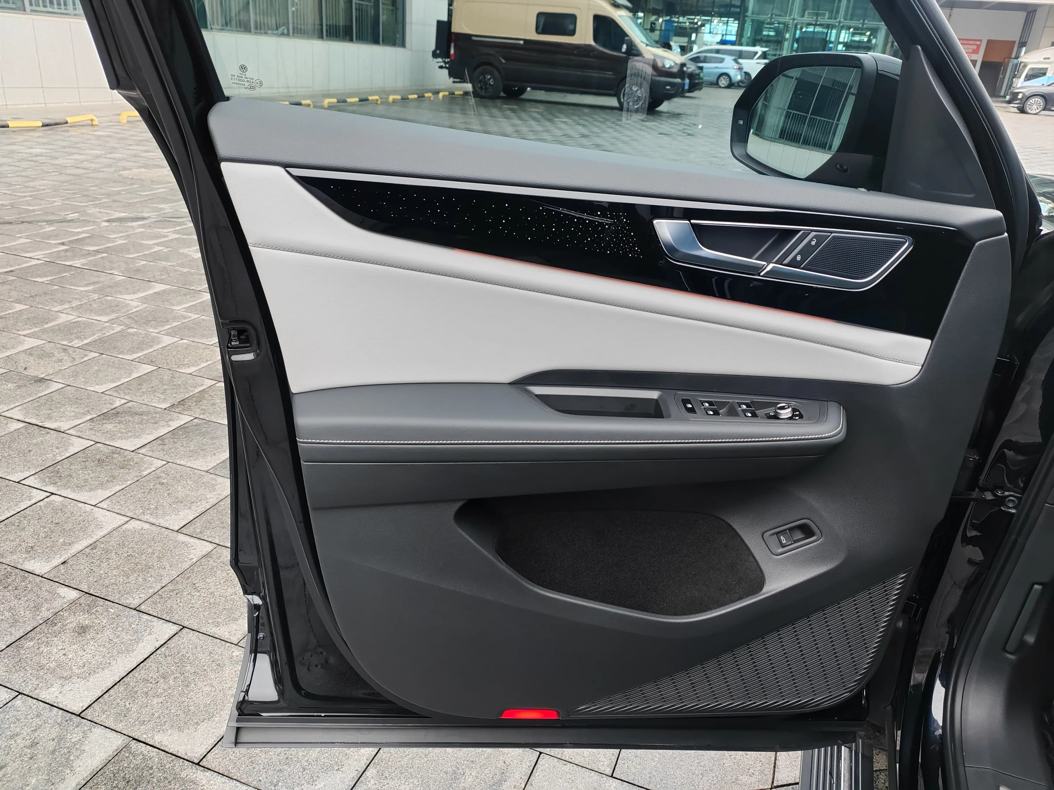 Volkswagen Teramont 2022 г. 31146 км. — фото 10