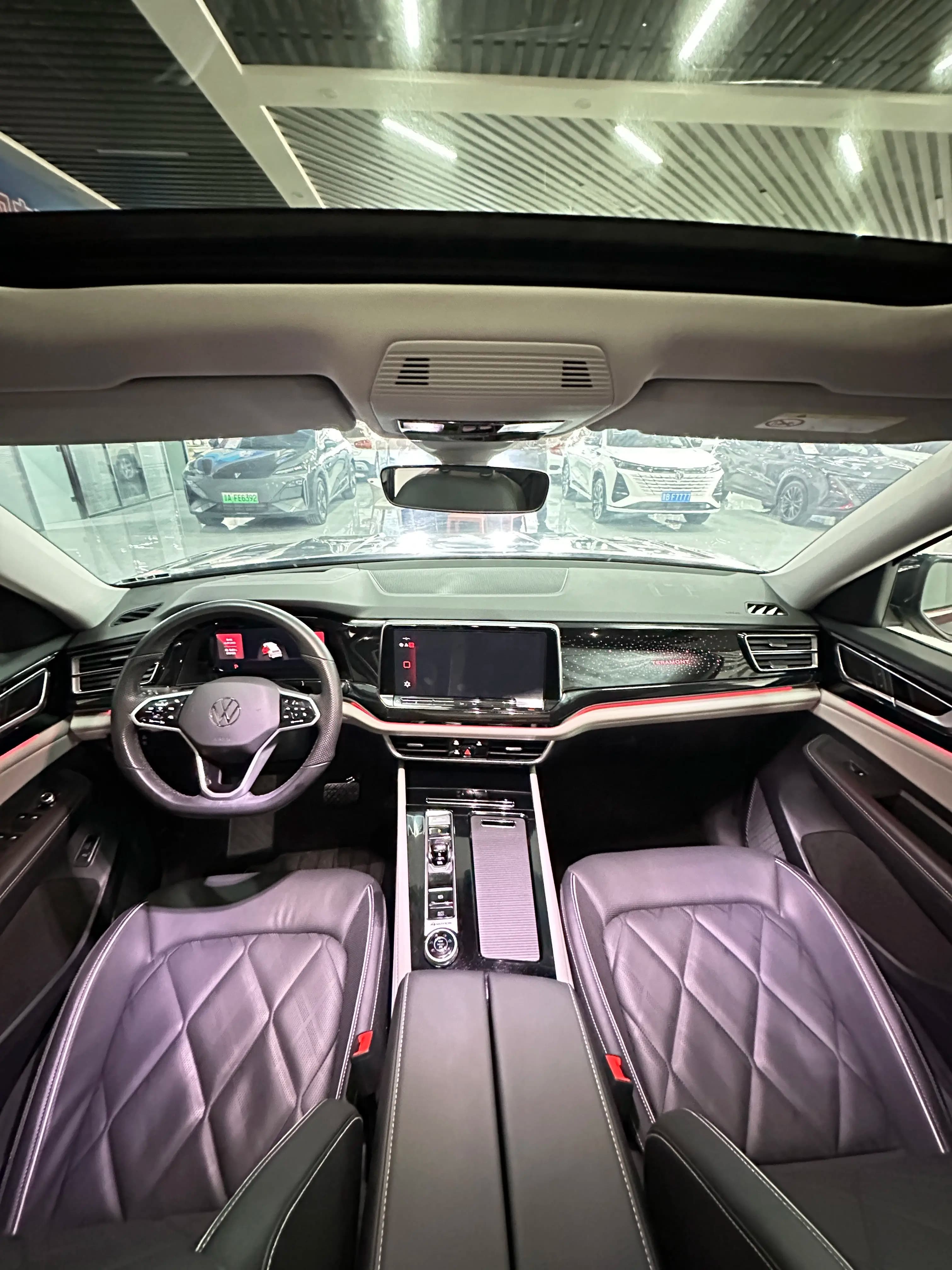 Volkswagen Teramont 2023 г. 47147 км. — фото 8