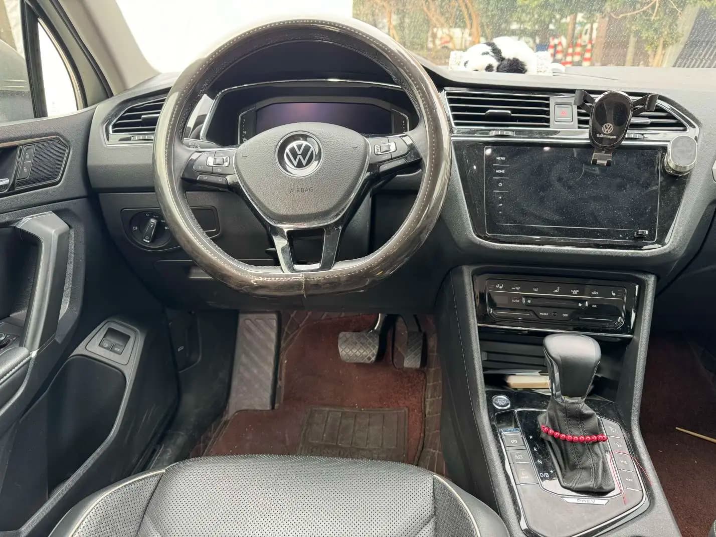 Volkswagen Tiguan L PHEV 2021 г. 55101 км. — фото 11