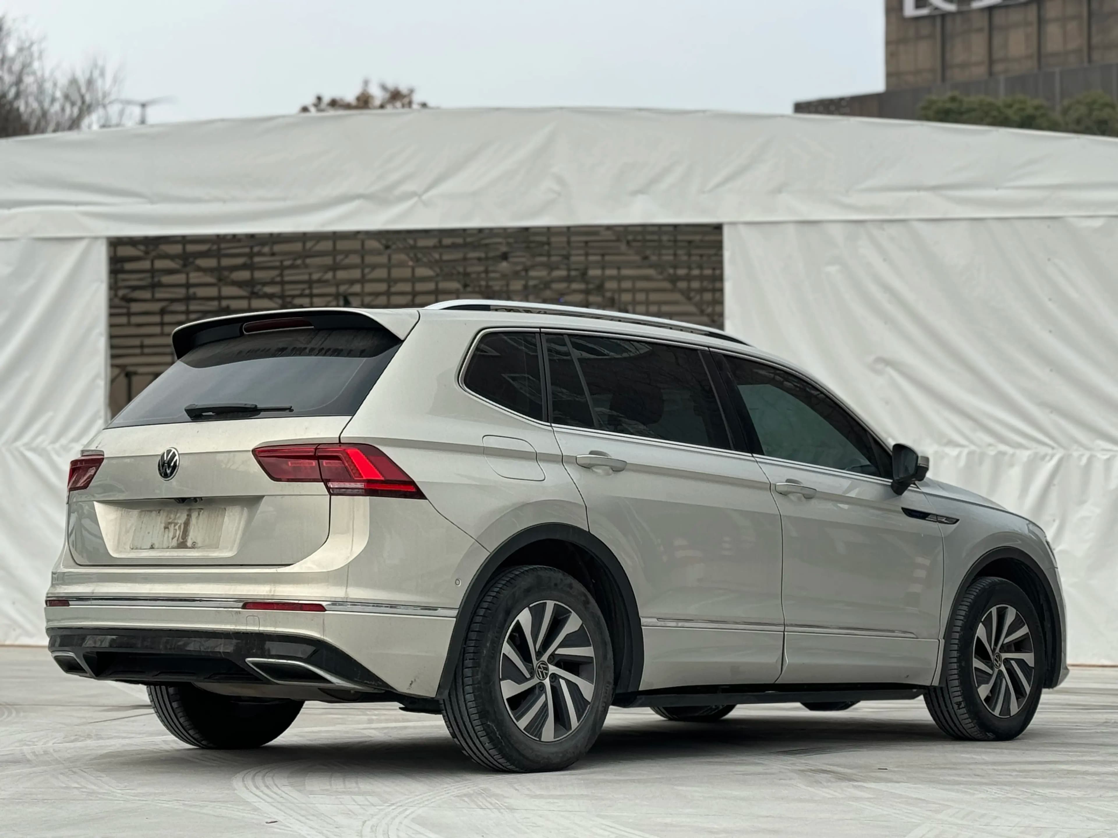 Volkswagen Tiguan L PHEV 2021 г. 55101 км. — фото 7