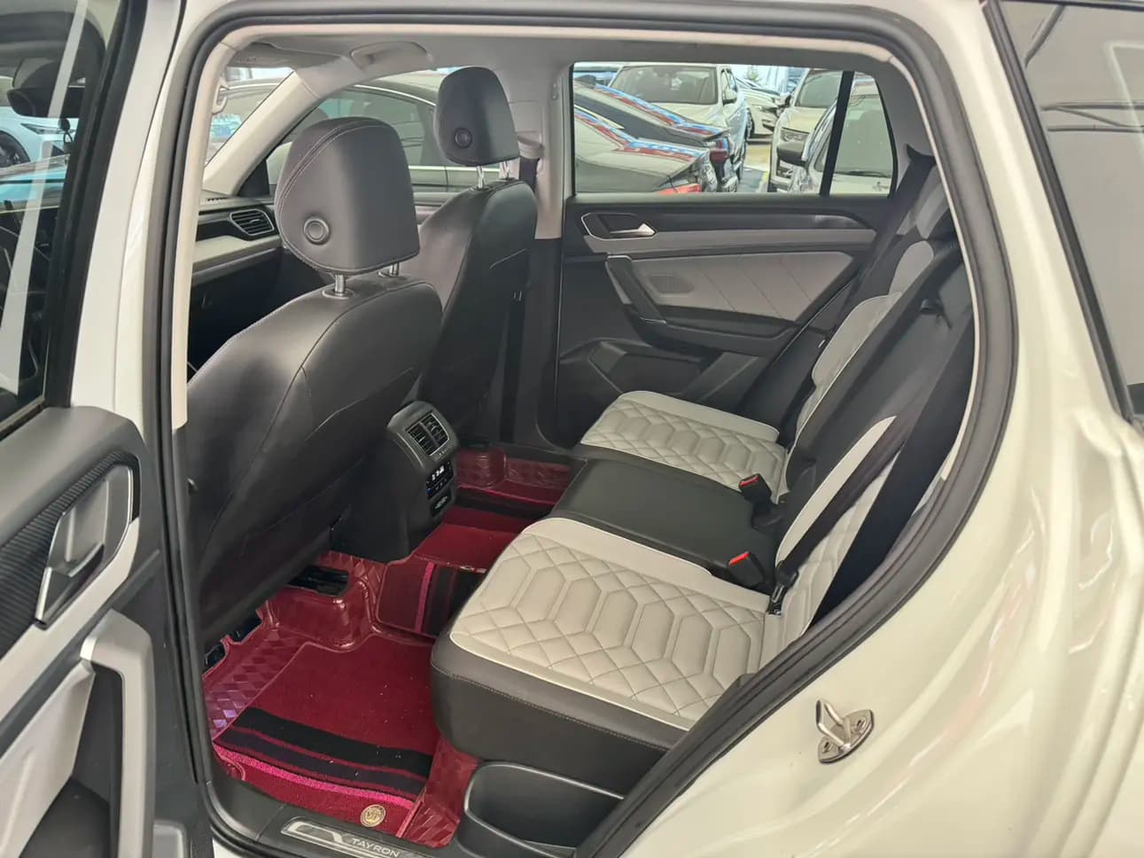 Volkswagen Tayron 2023 г. 80118 км. — фото 8