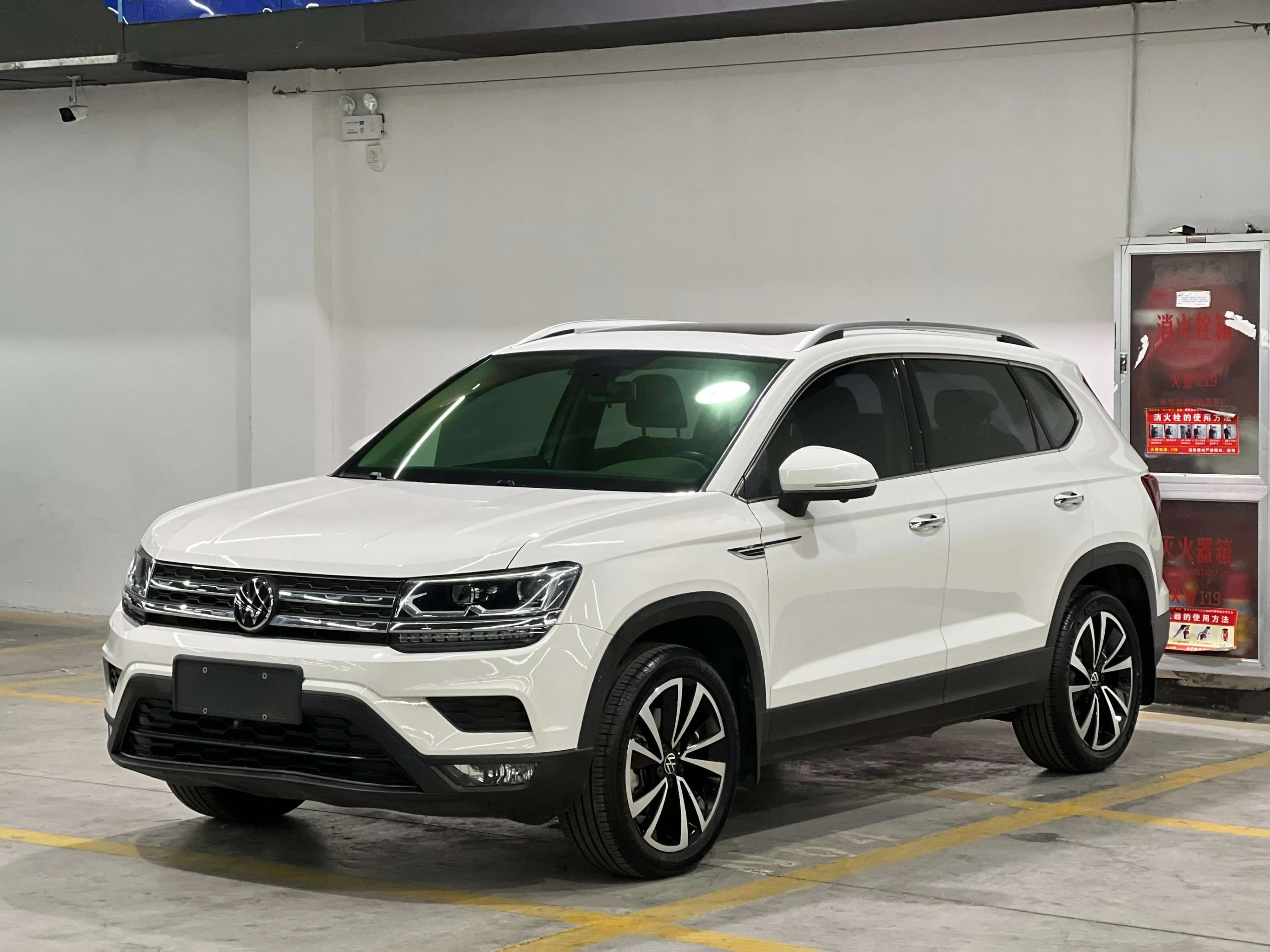 Volkswagen Tharu 2021 г. 51138 км.