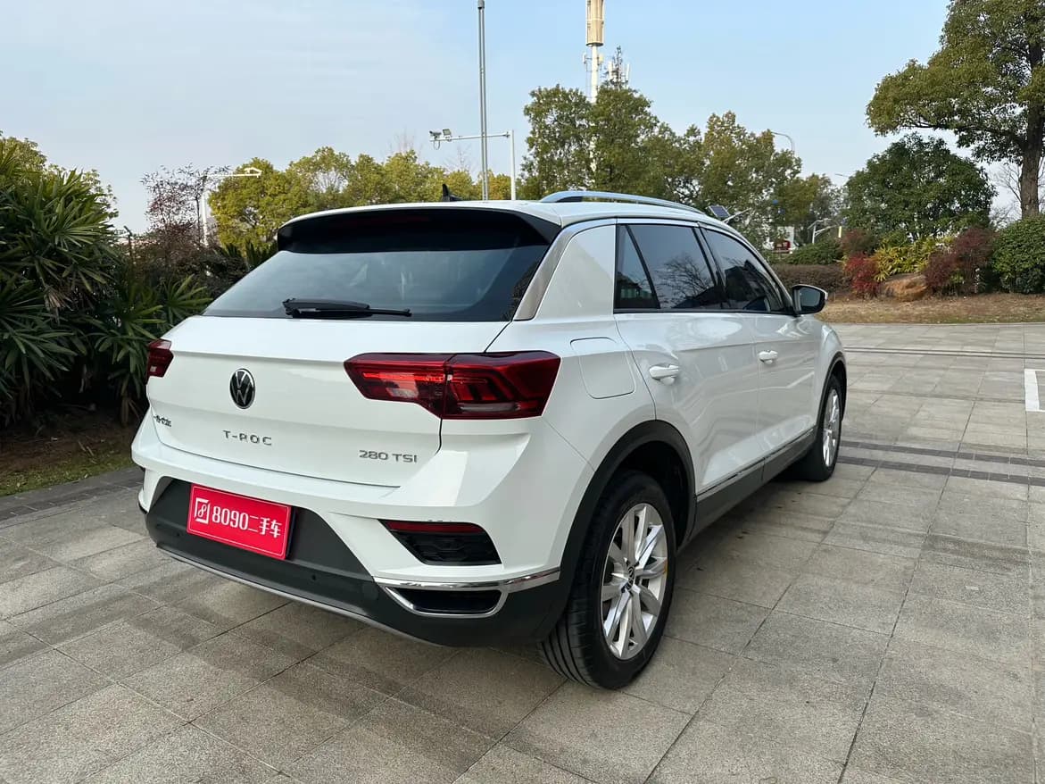 Volkswagen T-Roc 2023 г. 69007 км. — фото 6