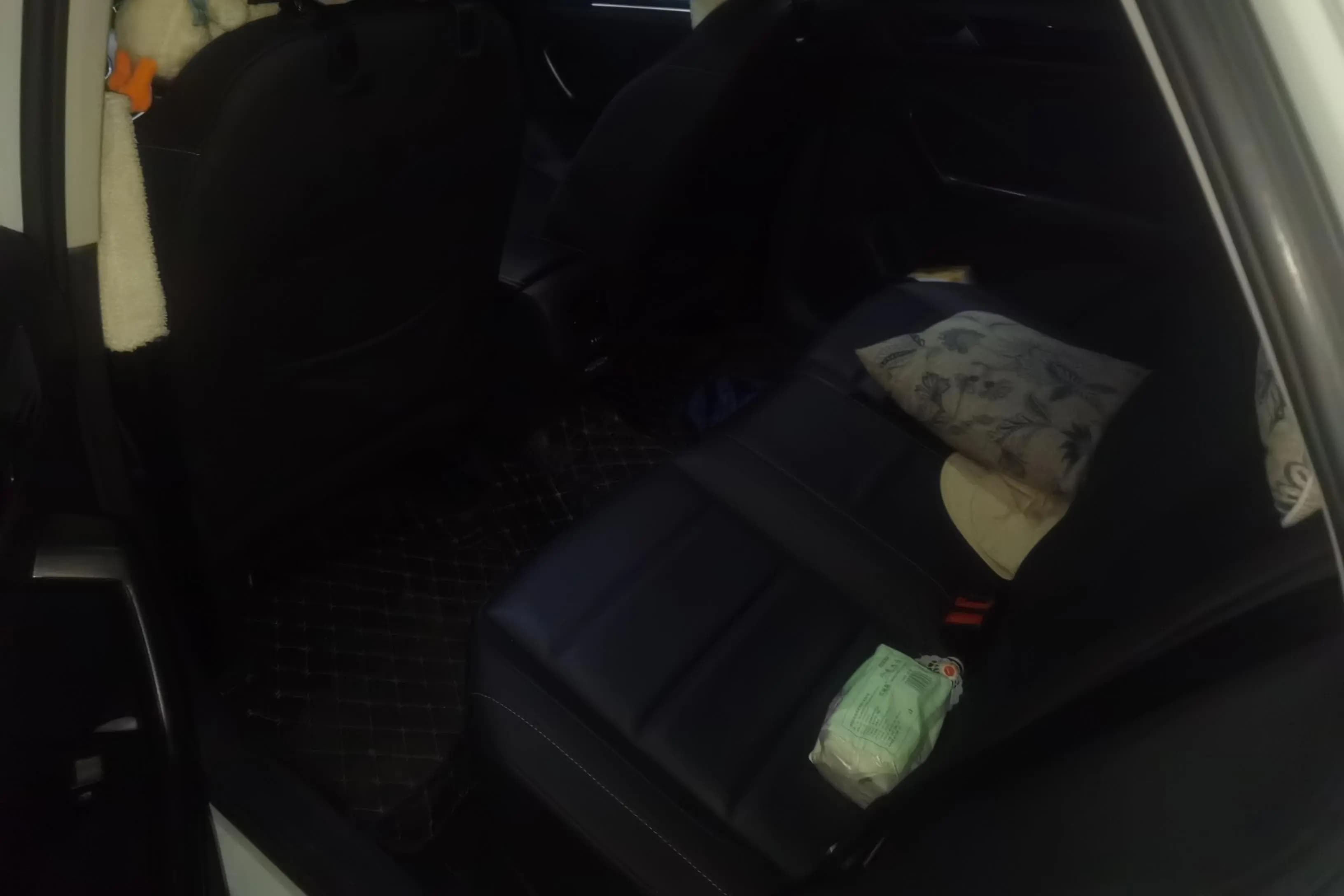 Volkswagen T-Roc 2023 г. 34208 км. — фото 16