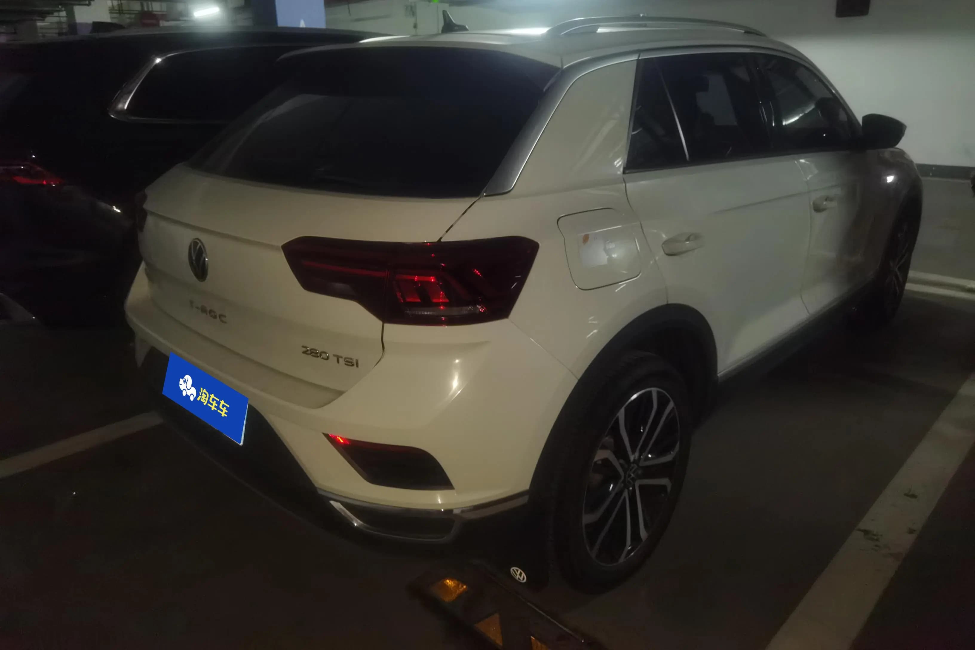 Volkswagen T-Roc 2023 г. 34208 км. — фото 3