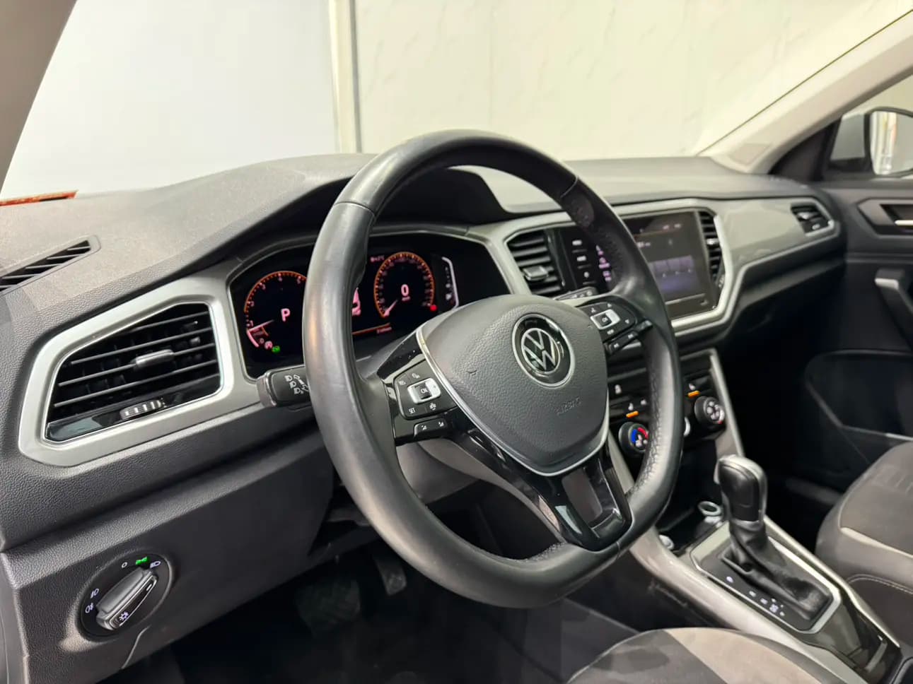 Volkswagen T-Roc 2022 г. 31009 км. — фото 11