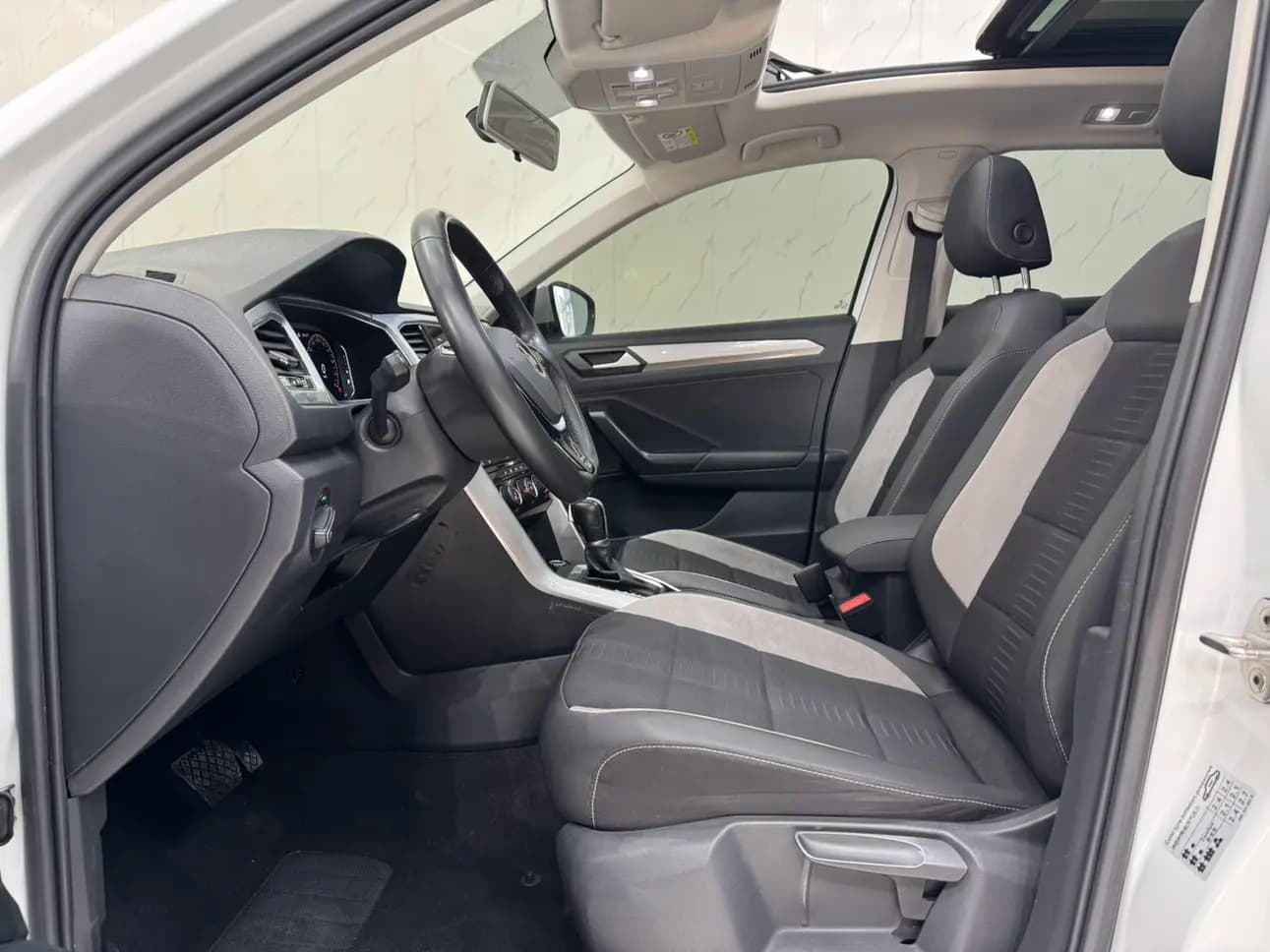 Volkswagen T-Roc 2022 г. 31009 км. — фото 12