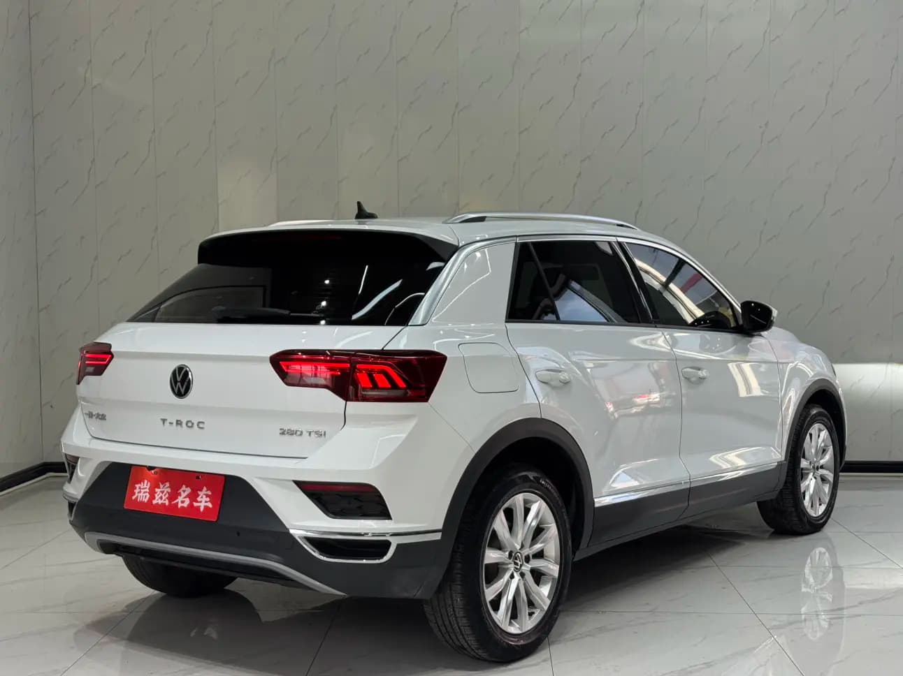 Volkswagen T-Roc 2022 г. 31009 км. — фото 6