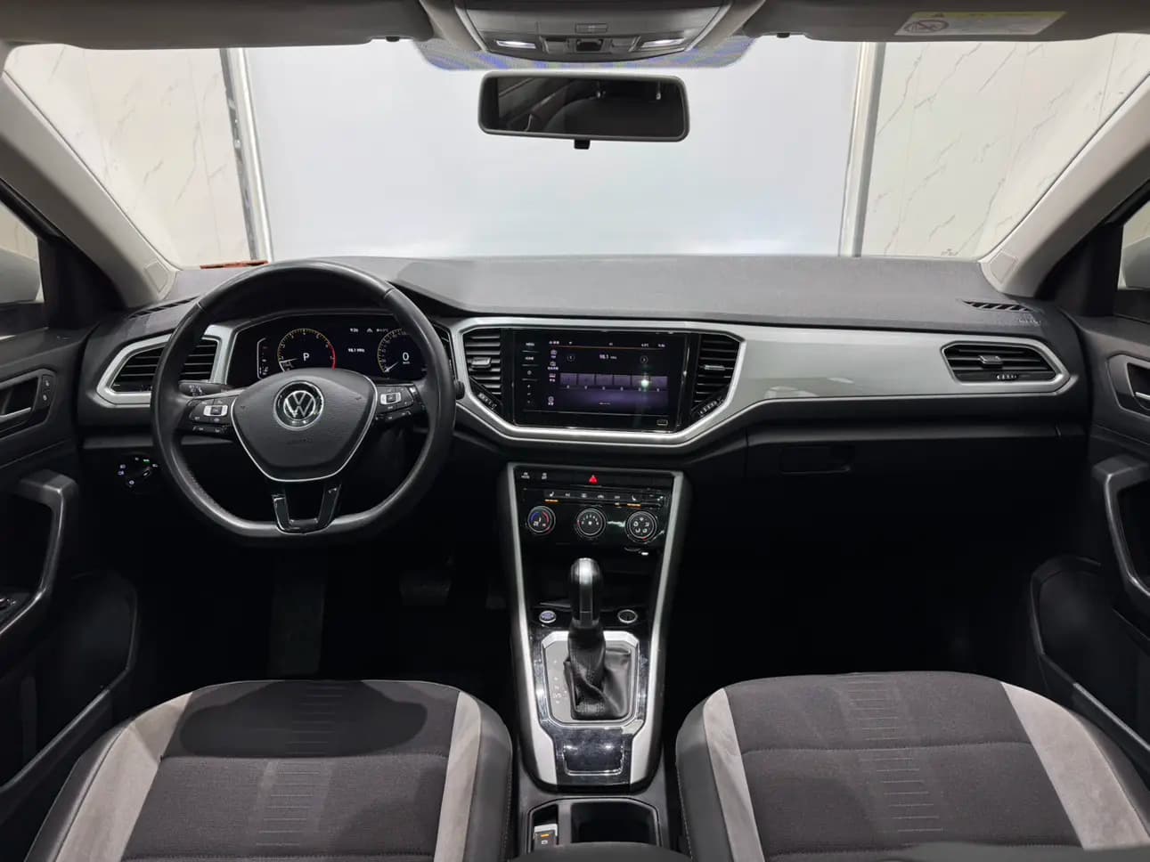 Volkswagen T-Roc 2022 г. 31009 км. — фото 9