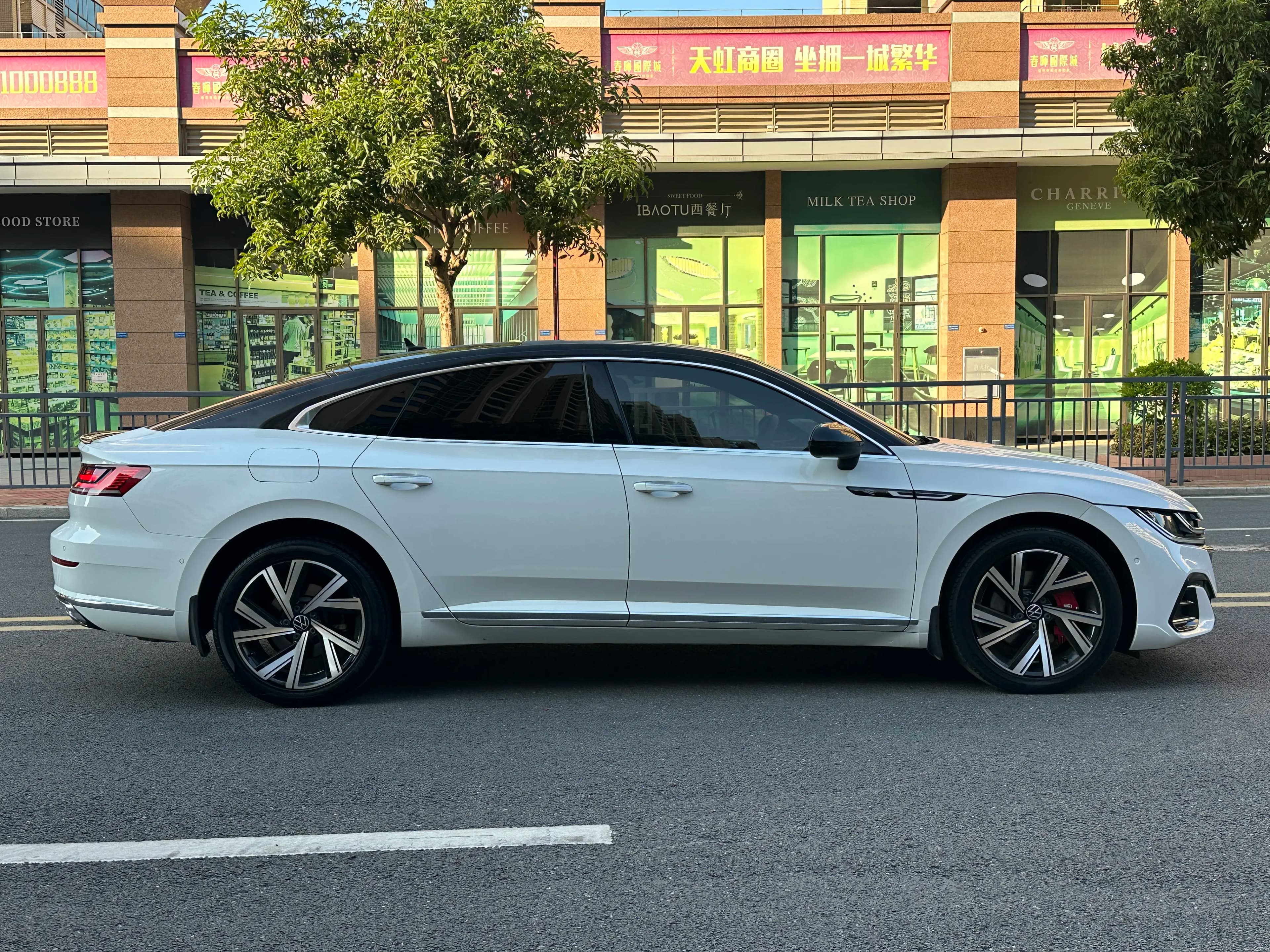 Volkswagen Arteon 2021 г. 70113 км. — фото 8