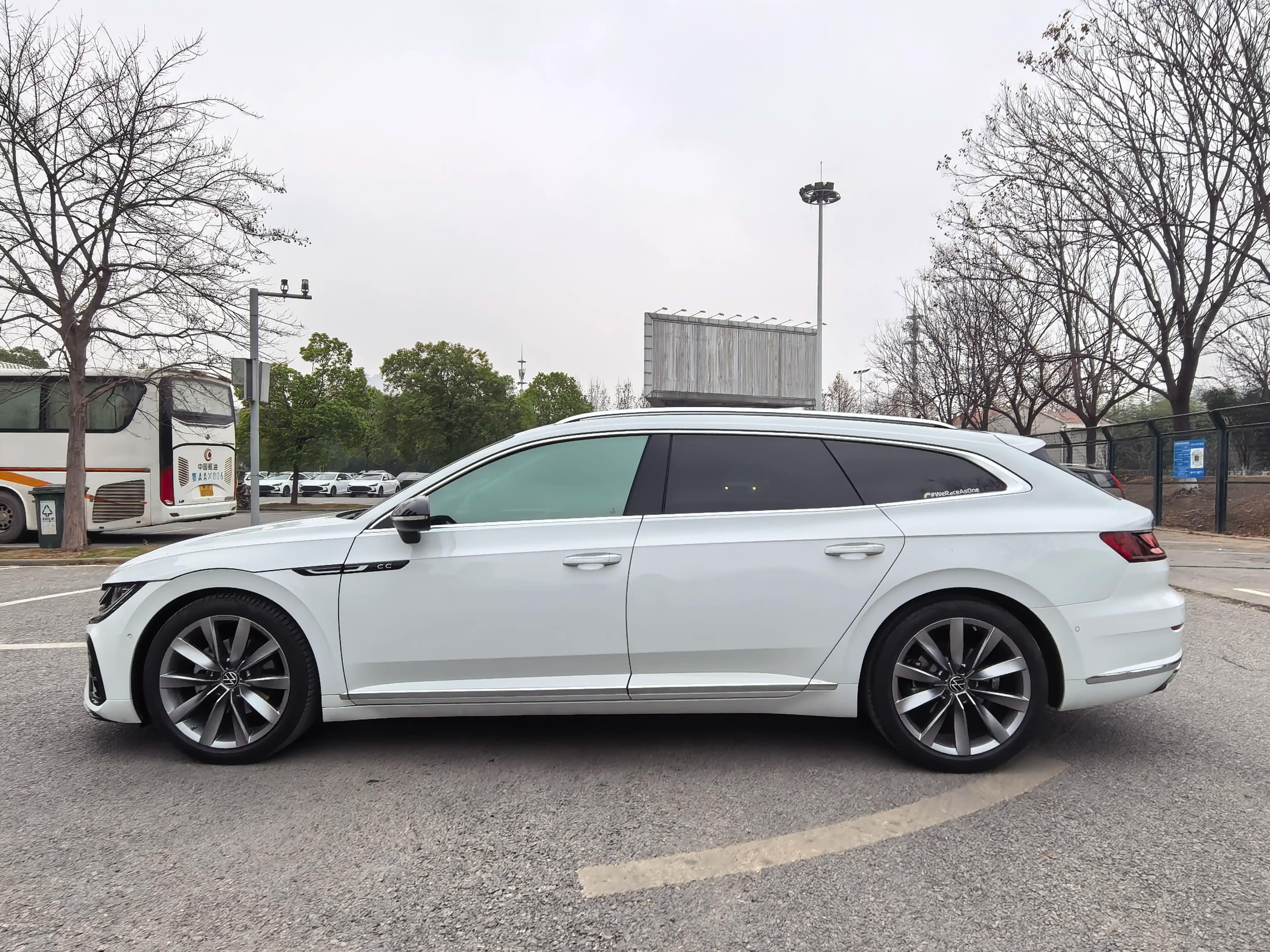 Volkswagen Arteon 2023 г. 48117 км. — фото 4