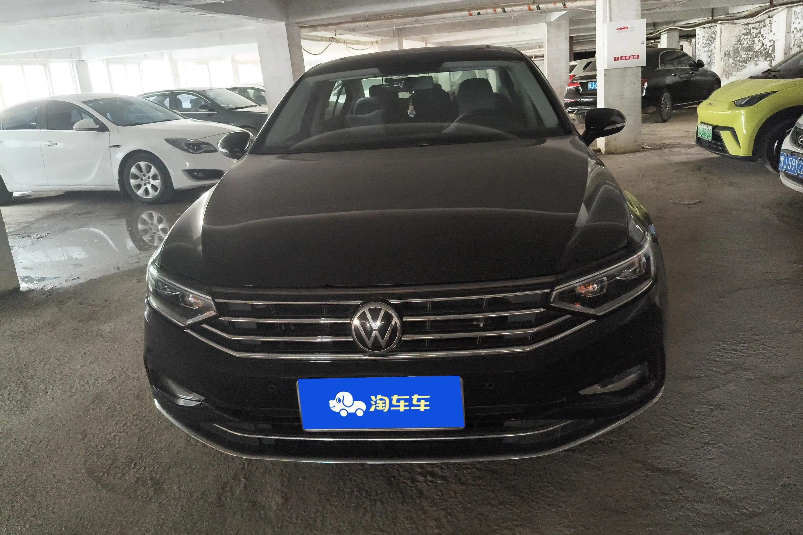 Volkswagen Magotan 2021 г. 90100 км. — фото 2