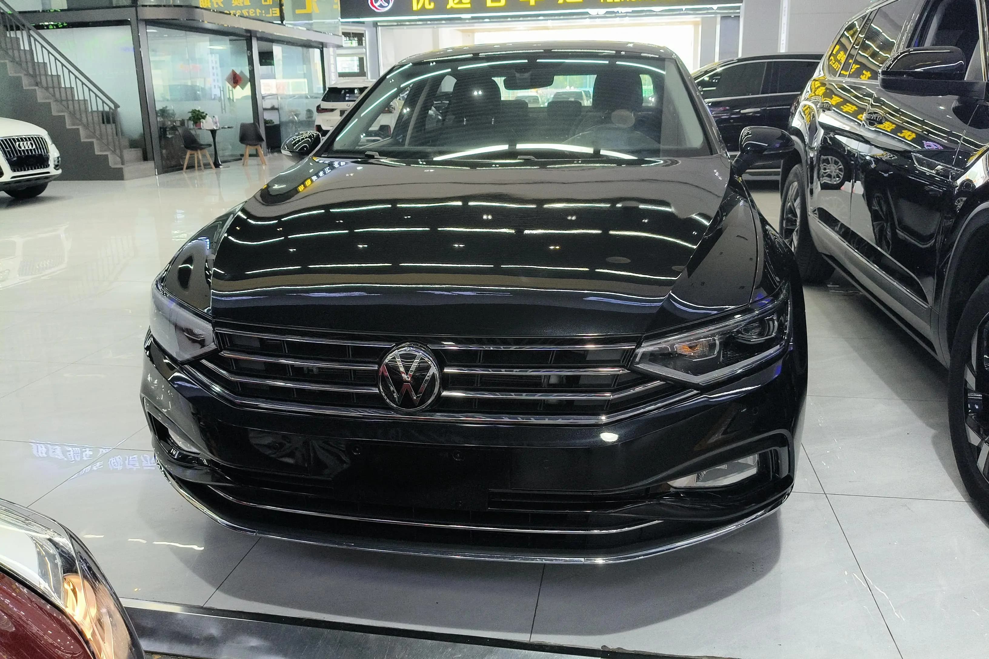 Volkswagen Magotan 2022 г. 67200 км. — фото 2