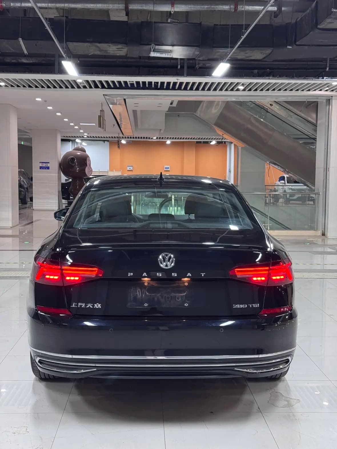 Volkswagen Passat 2024 г. 60031 км. — фото 3