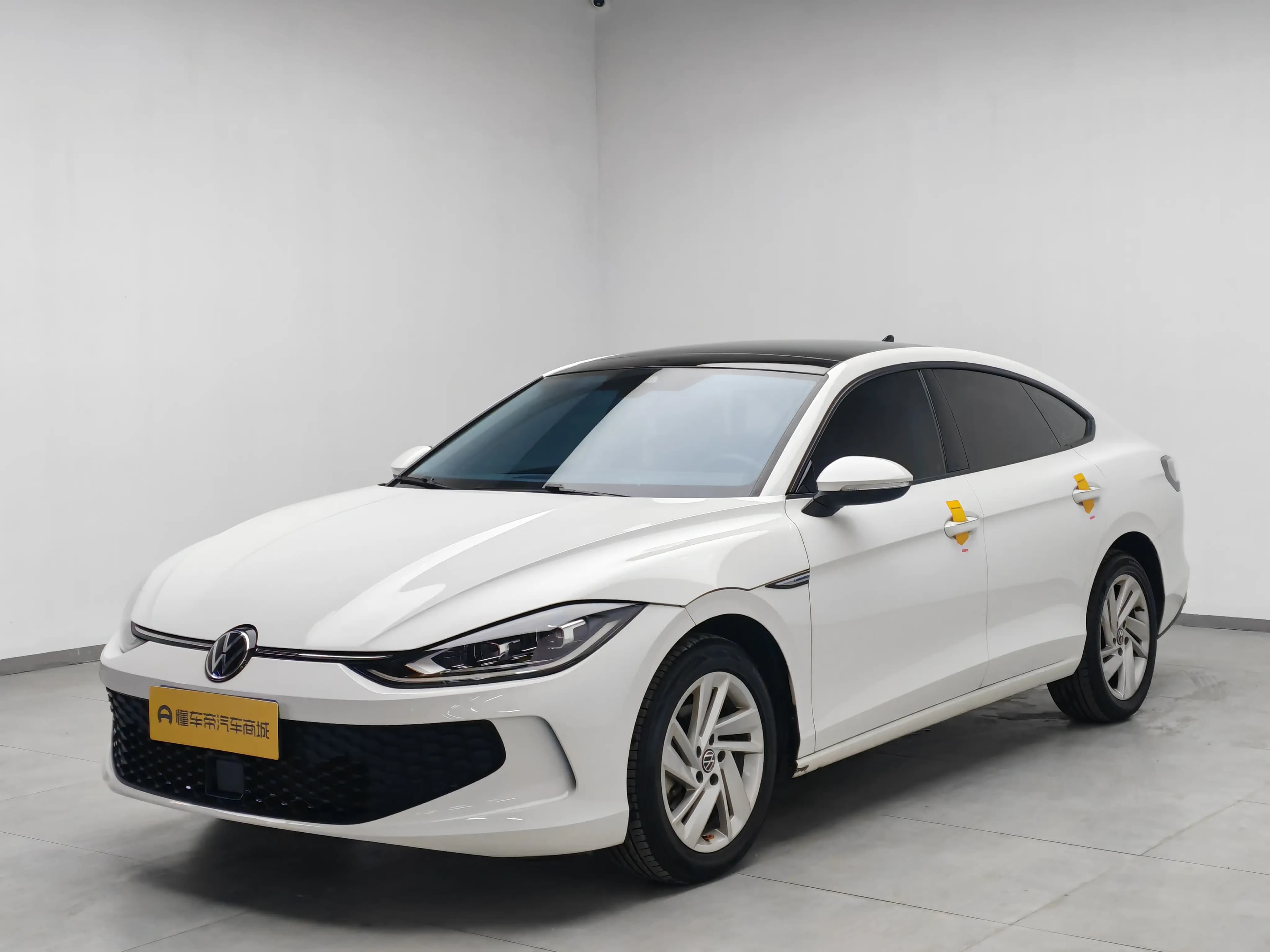 Volkswagen Lamando 2023 г. 36845 км.