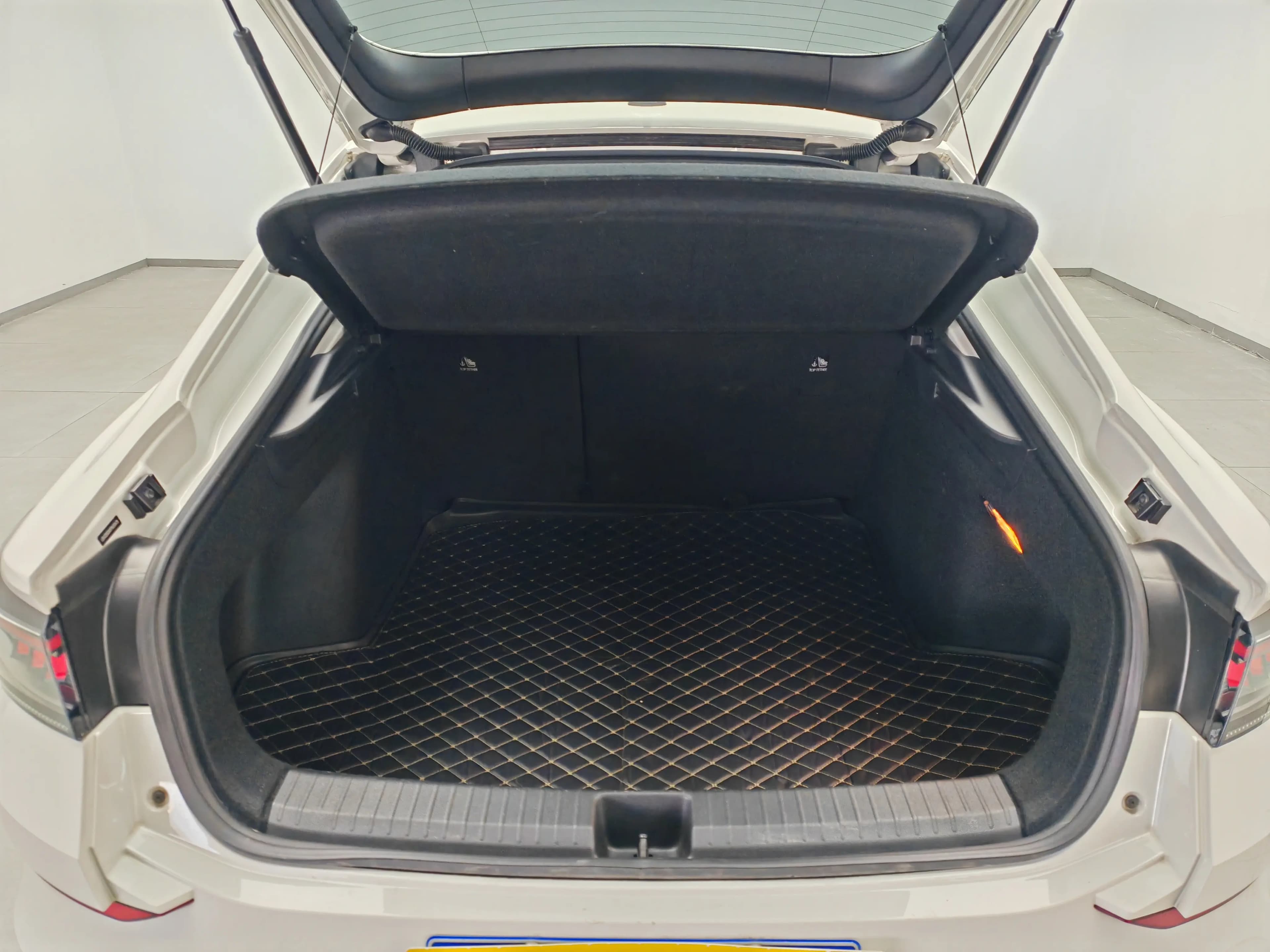 Volkswagen Lamando 2023 г. 36845 км. — фото 20