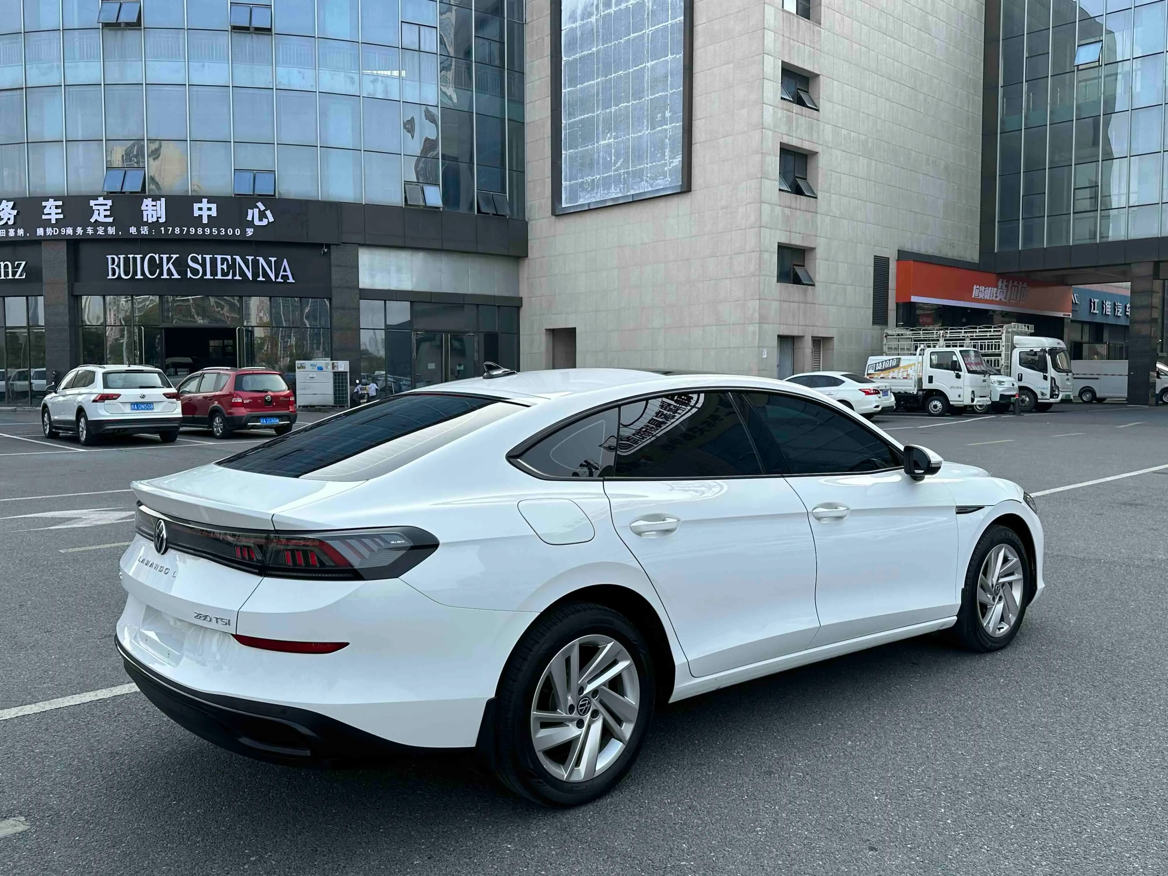 Volkswagen Lamando 2023 г. 27146 км. — фото 6