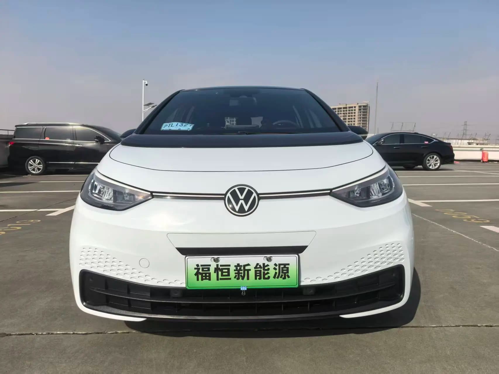 Volkswagen ID.3 2023 г. 14000 км. — фото 2