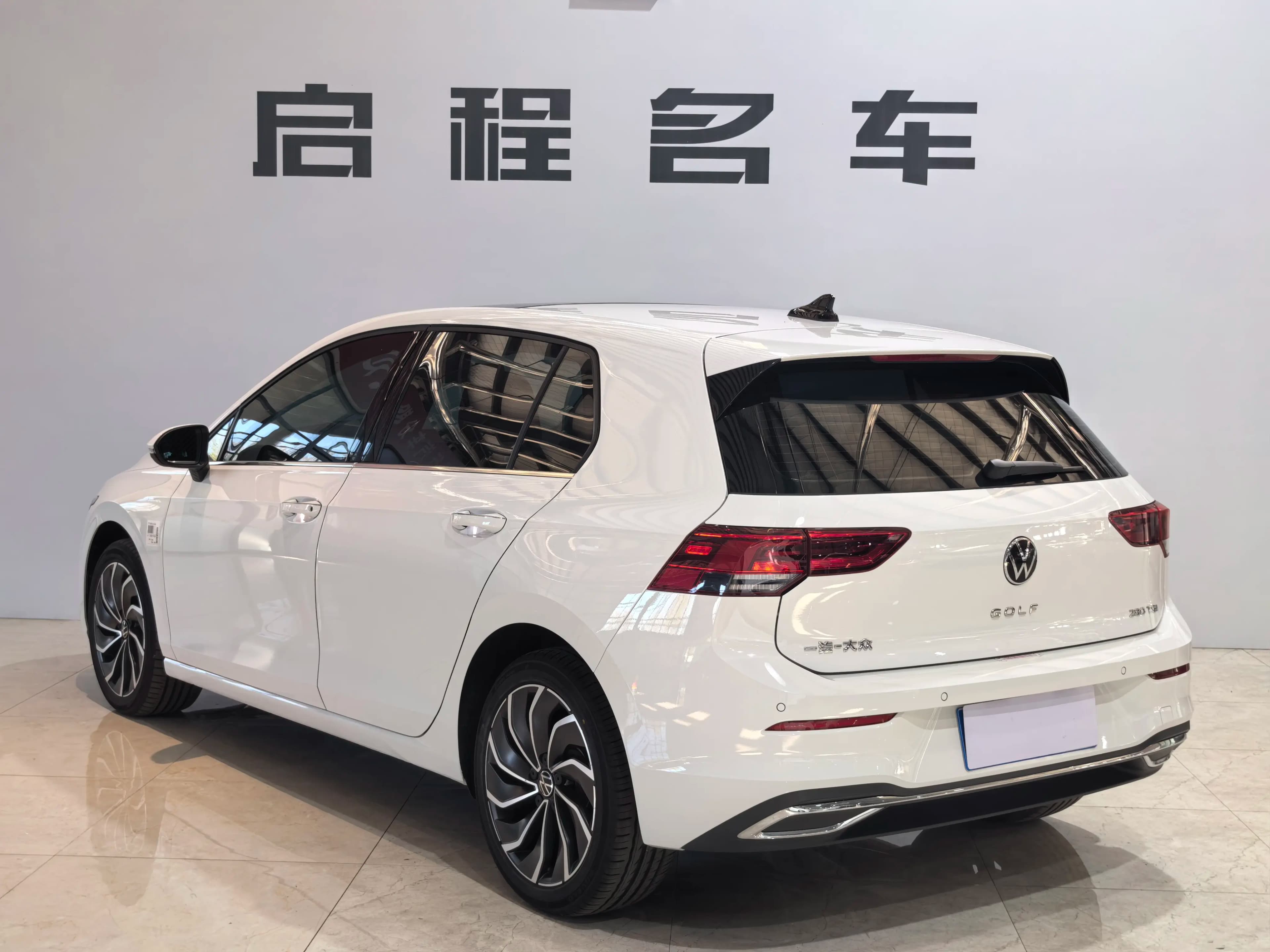 Volkswagen Golf 2022 г. 11000 км. — фото 4