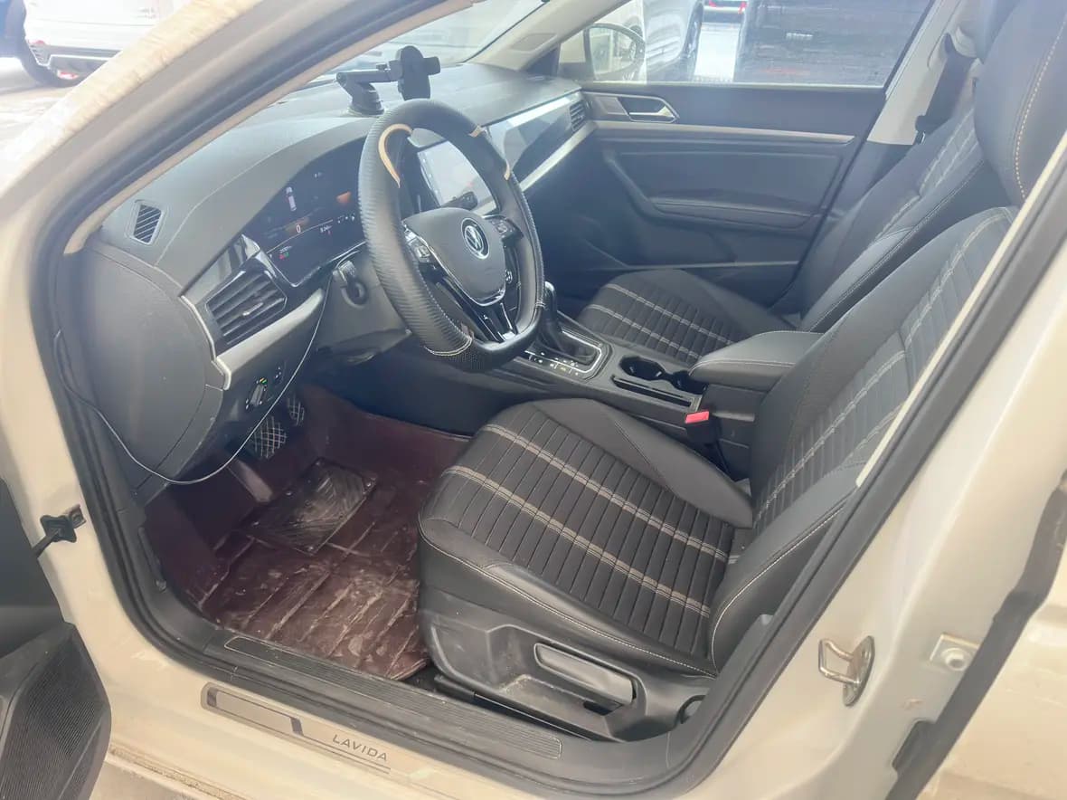 Volkswagen Lavida 2022 г. 23059 км. — фото 11