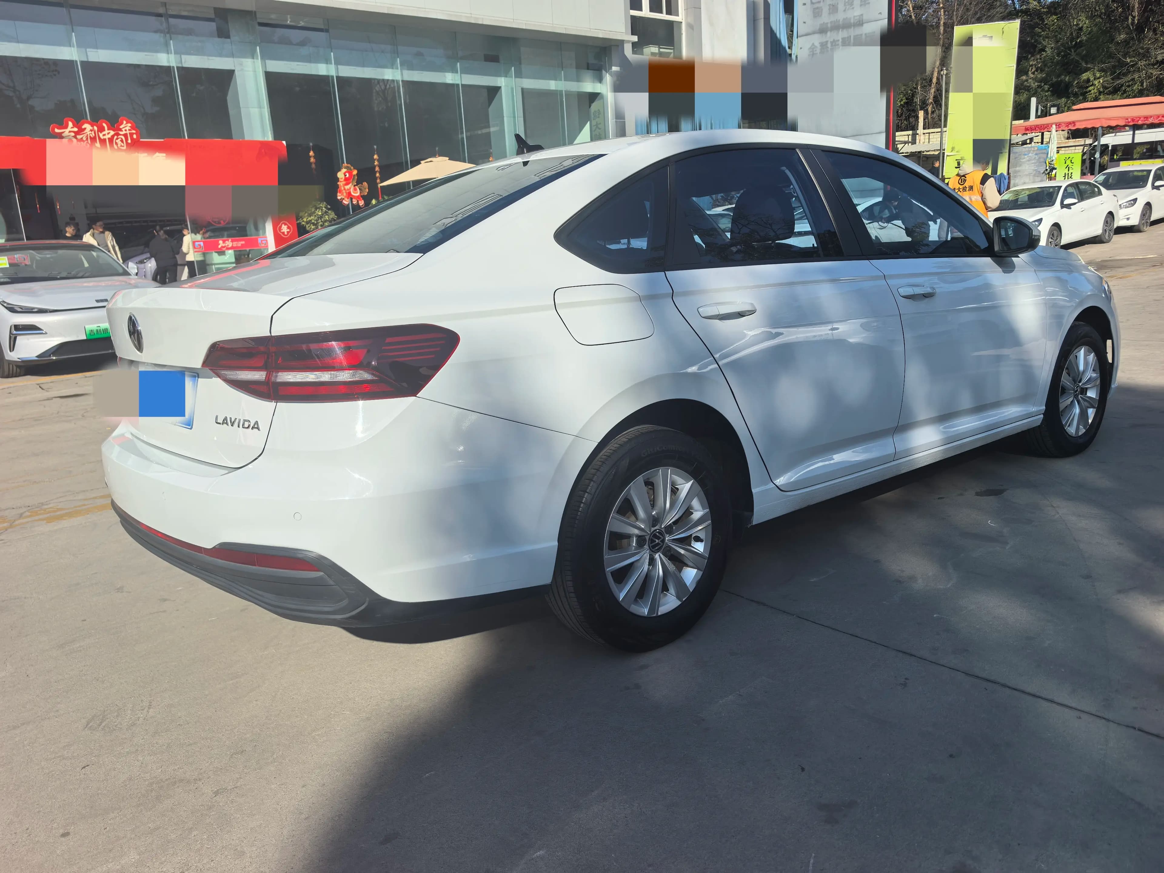 Volkswagen Lavida 2023 г. 55060 км. — фото 6