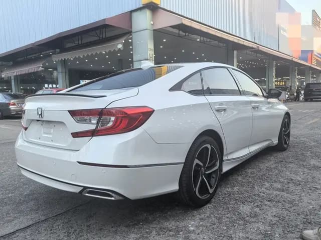 Honda Accord 2021 г. 69302 км. — фото 6