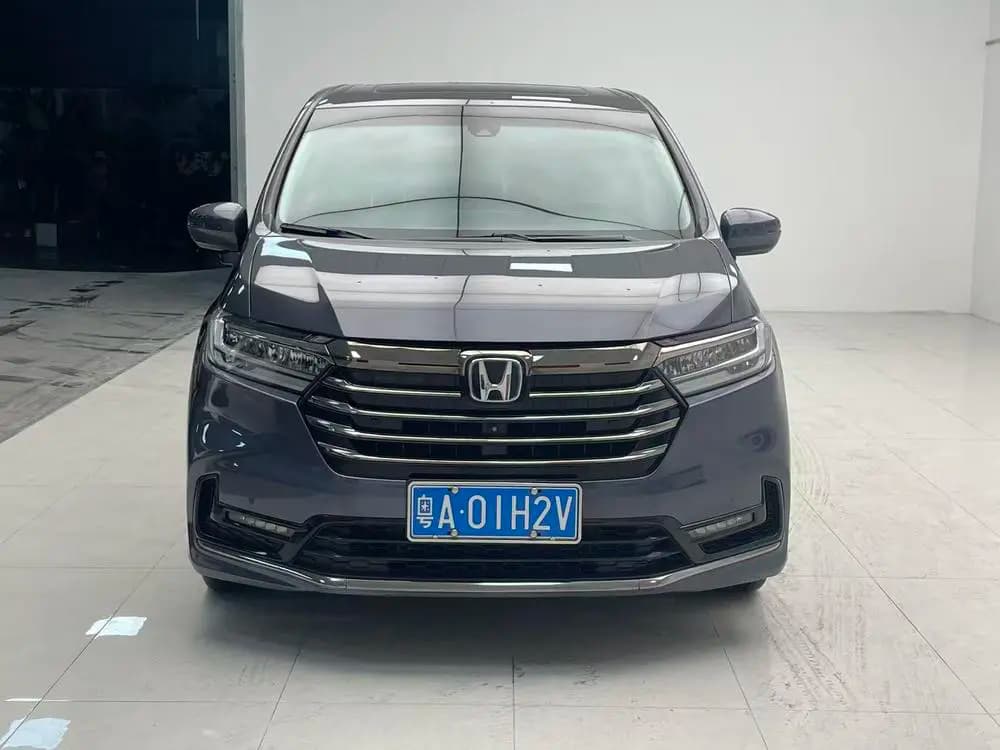 Honda Odyssey 2023 г. 86213 км. — фото 2