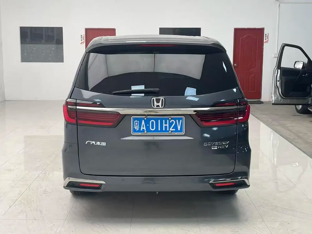 Honda Odyssey 2023 г. 86213 км. — фото 5