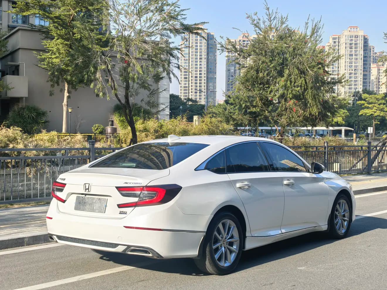 Honda Accord 2022 г. 50012 км. — фото 6