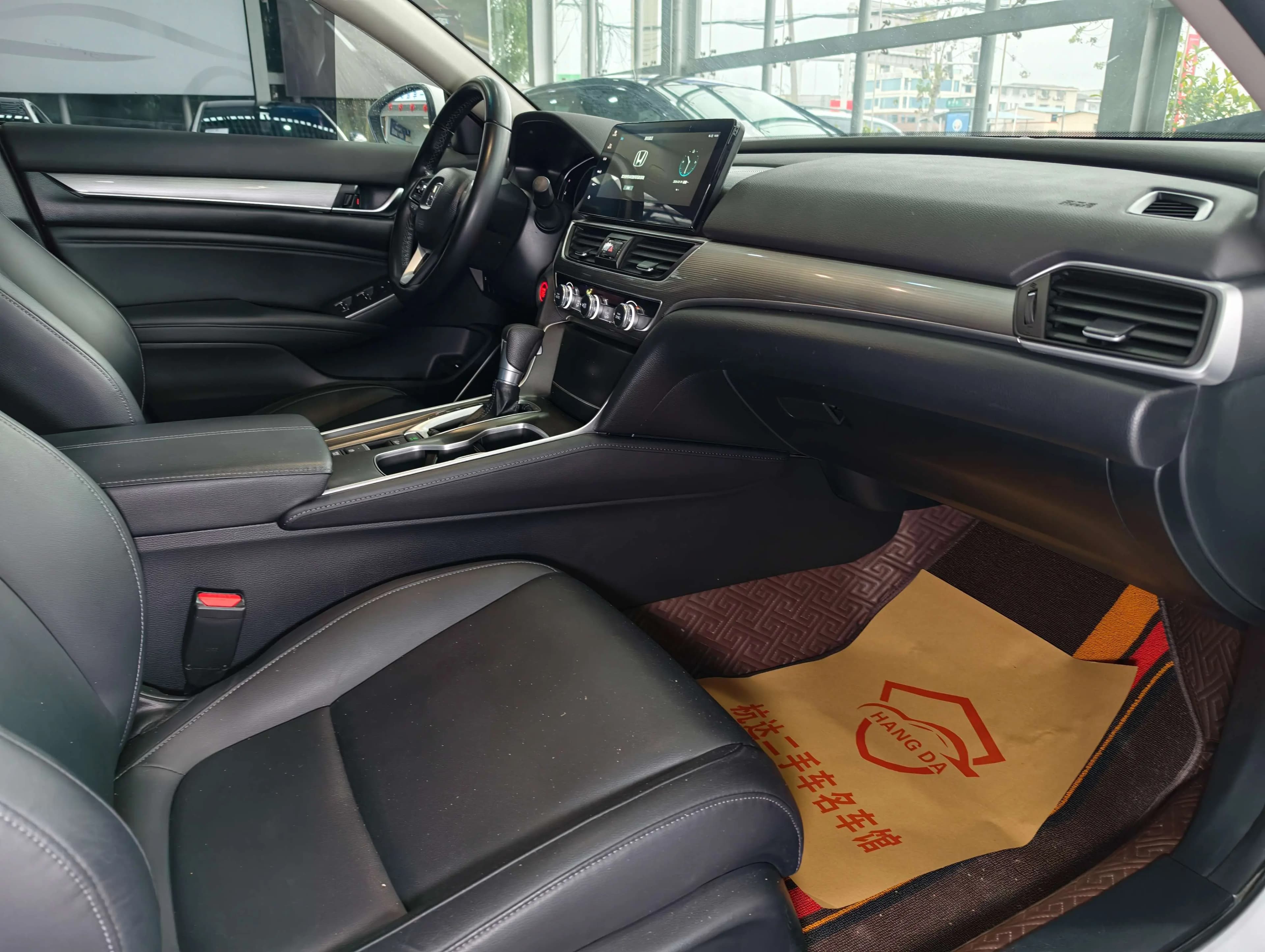 Honda Accord 2023 г. 57214 км. — фото 14