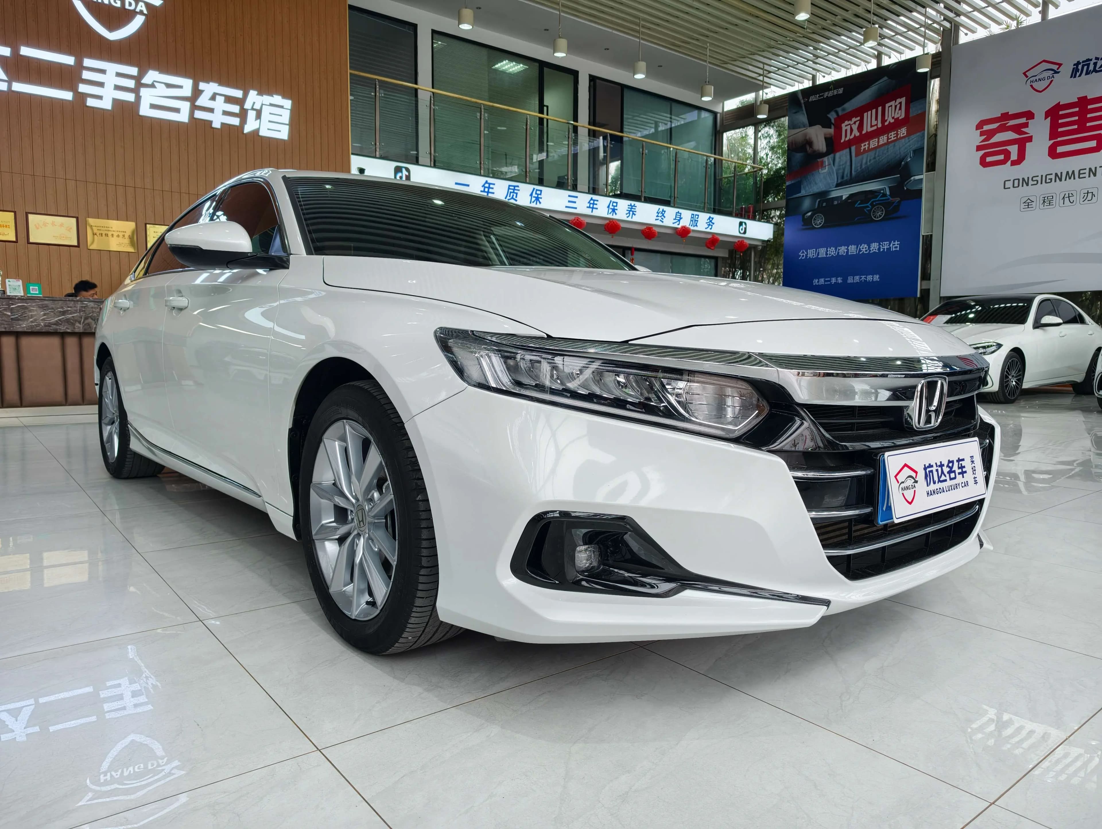 Honda Accord 2023 г. 57214 км. — фото 3