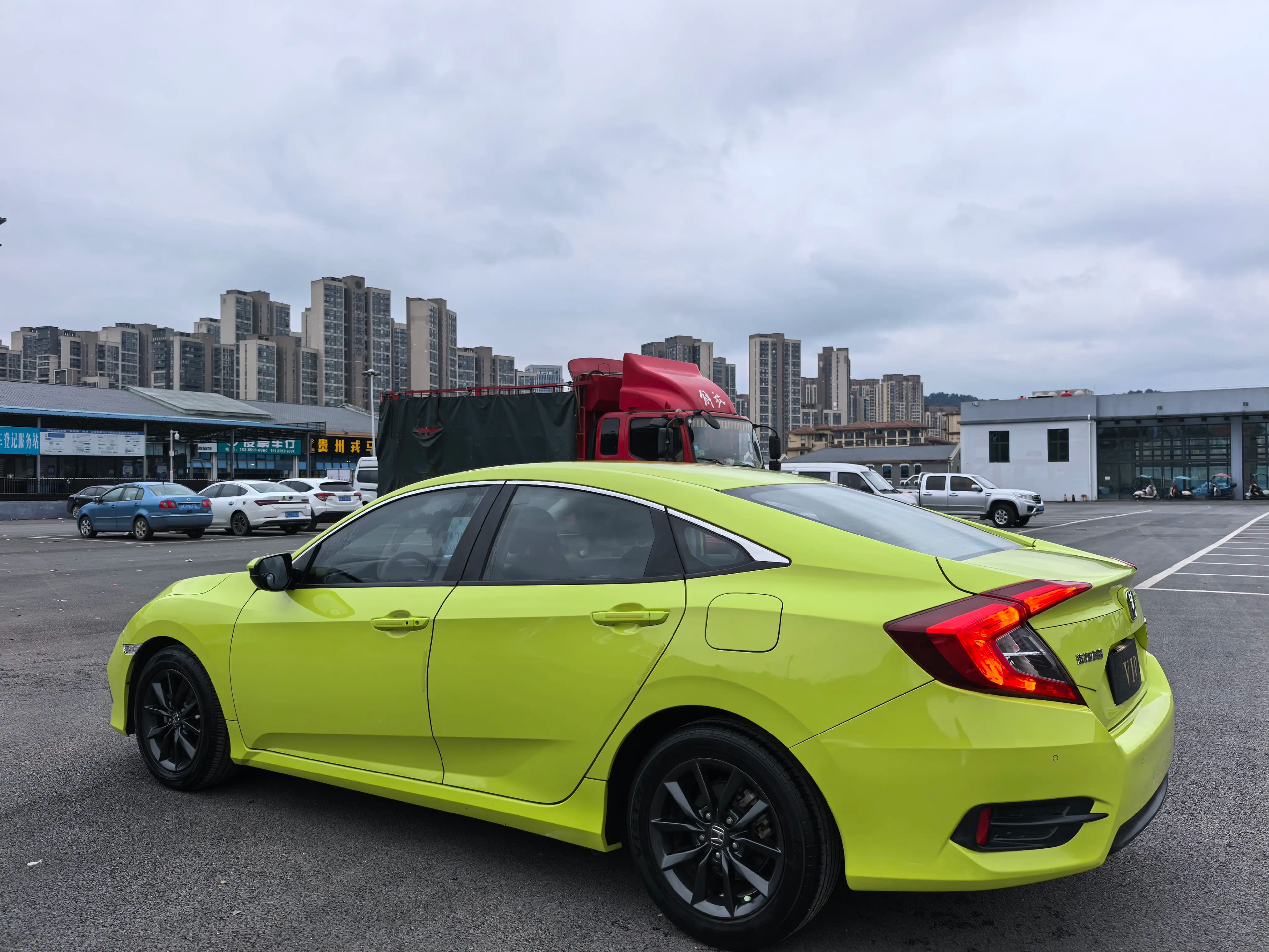 Honda Civic 2021 г. 60050 км. — фото 4