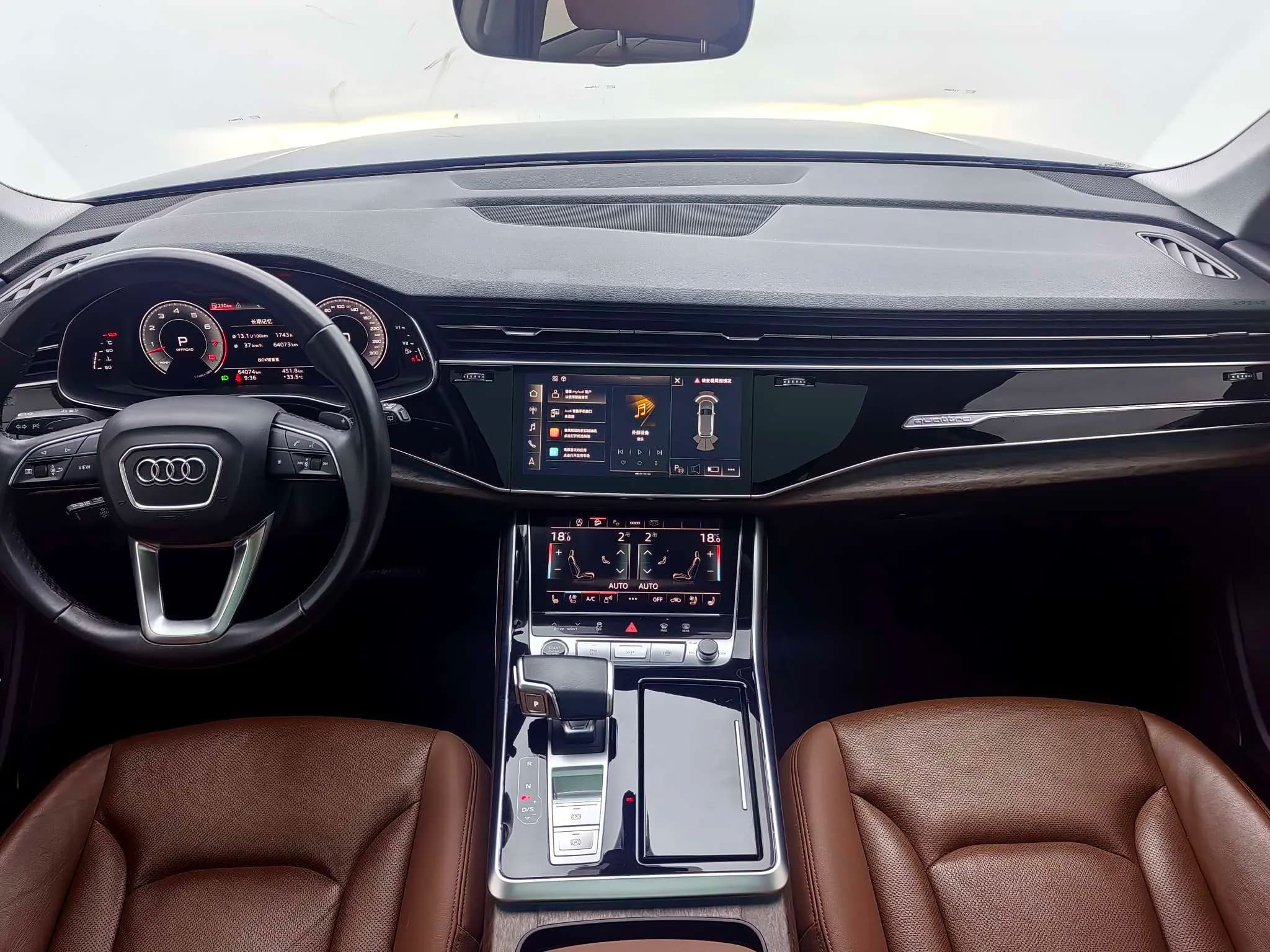 Audi Q7 2021 г. 64228 км. — фото 8