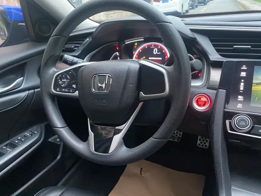 Honda Civic 2022 г. 39052 км. — фото 16