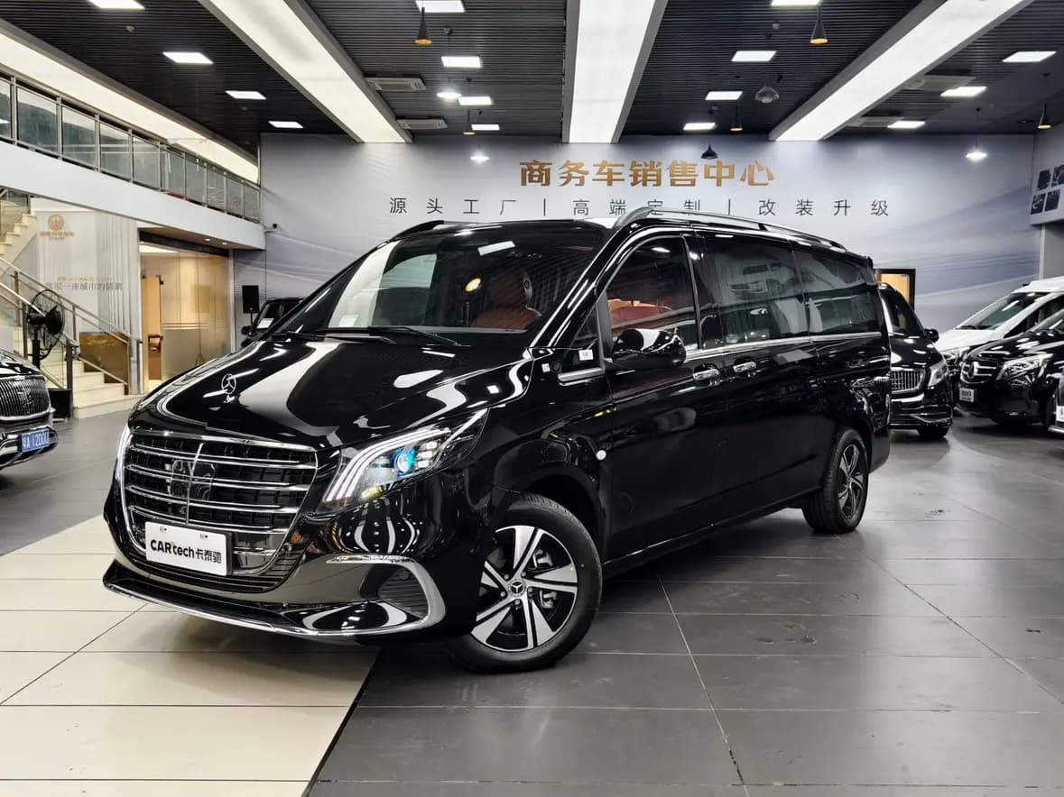 Mercedes-Benz C-класс C 350eL 2.0 9G-Tronic (224 л.с.) 2025 г. 102 км