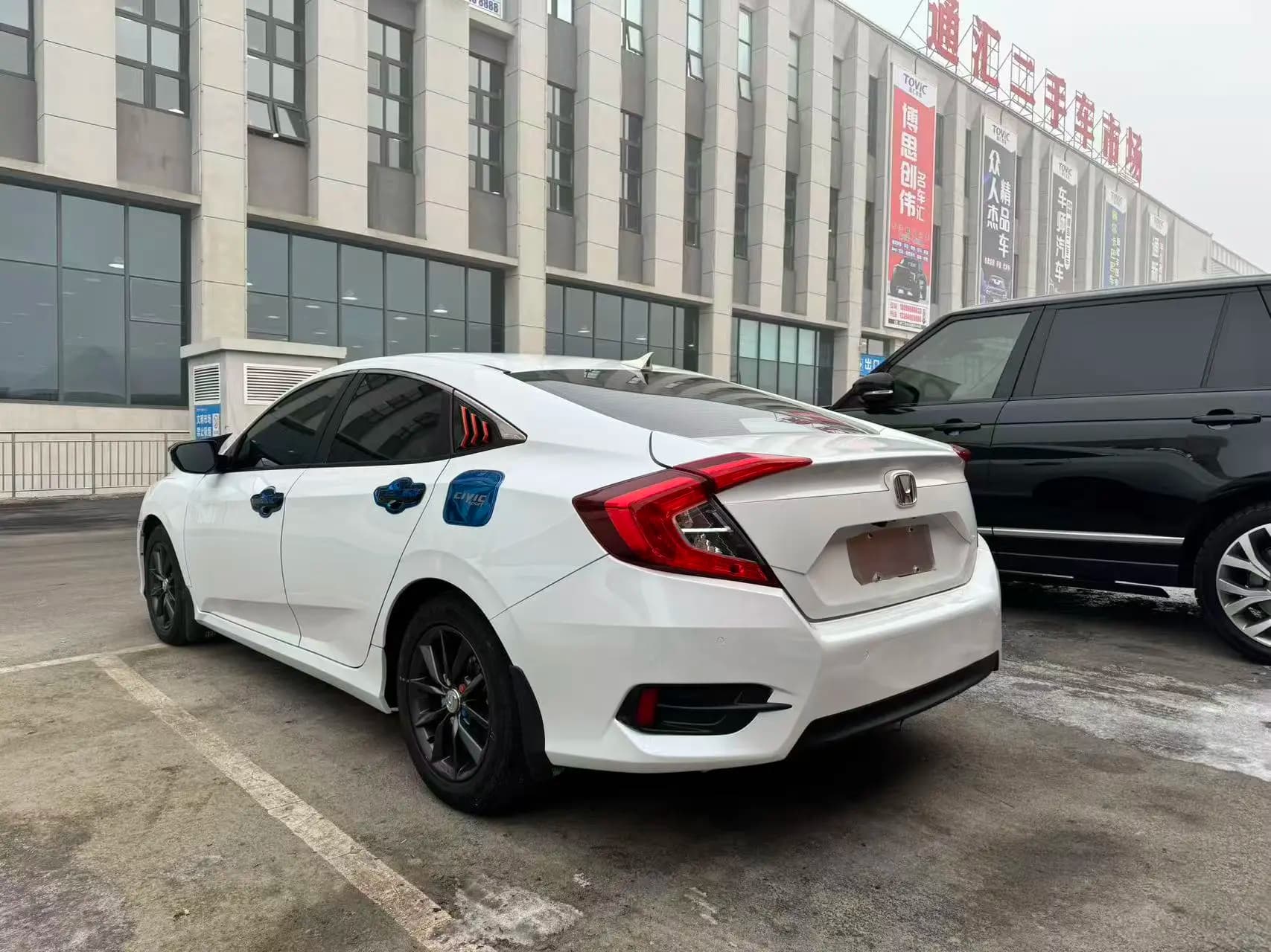 Honda Civic 2021 г. 70054 км. — фото 4