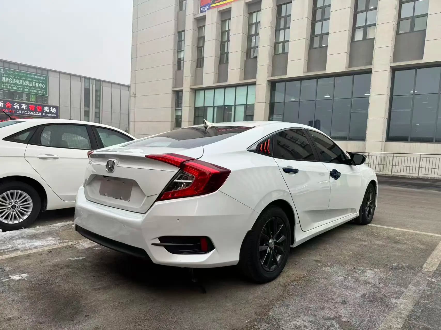 Honda Civic 2021 г. 70054 км. — фото 6