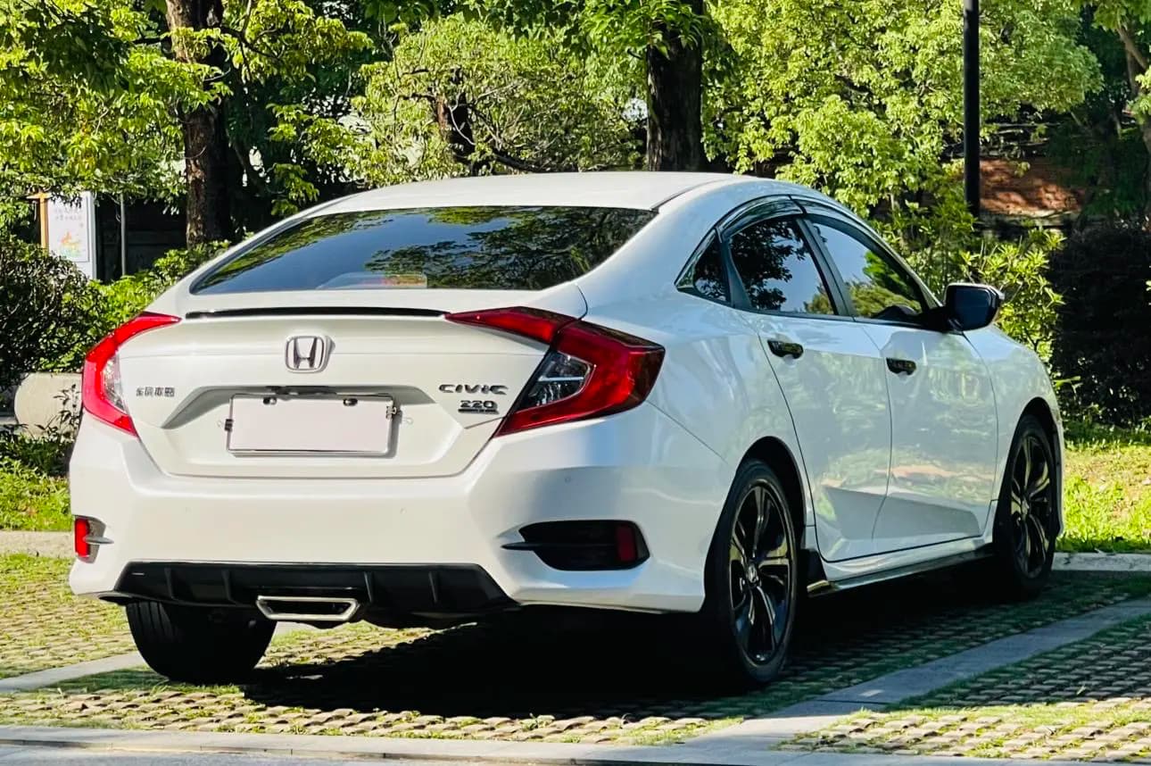 Honda Civic 2021 г. 69055 км. — фото 6