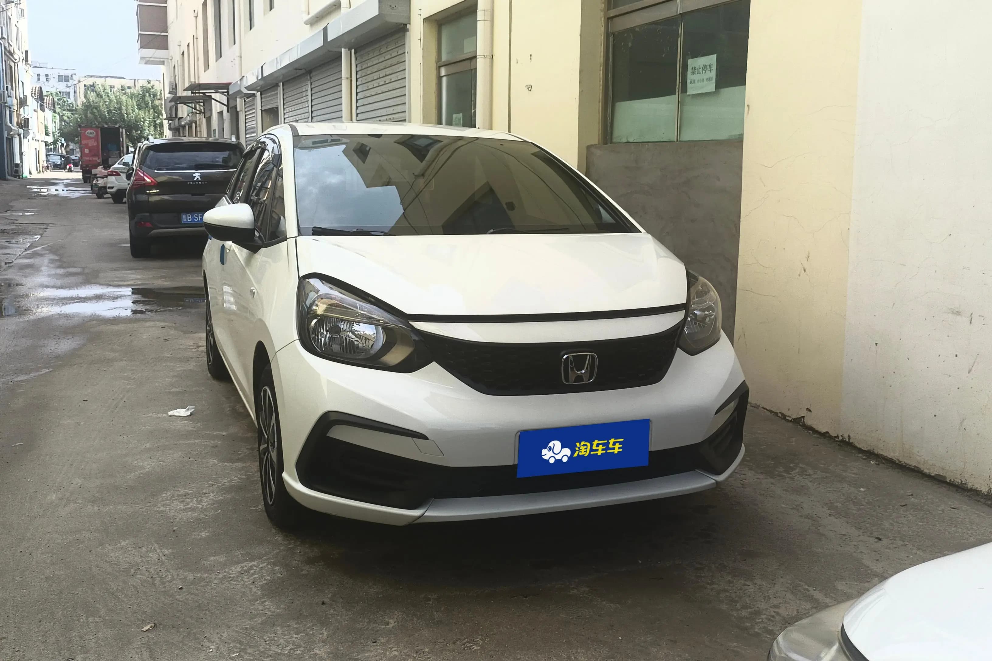 Honda Fit 2022 г. 38724 км. — фото 2