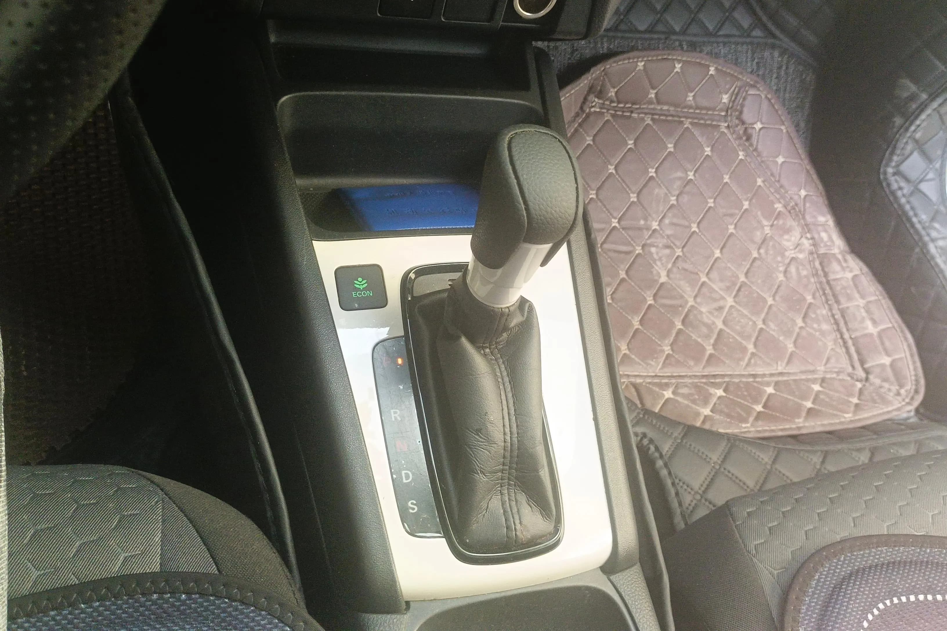 Honda Fit 2022 г. 38724 км. — фото 15