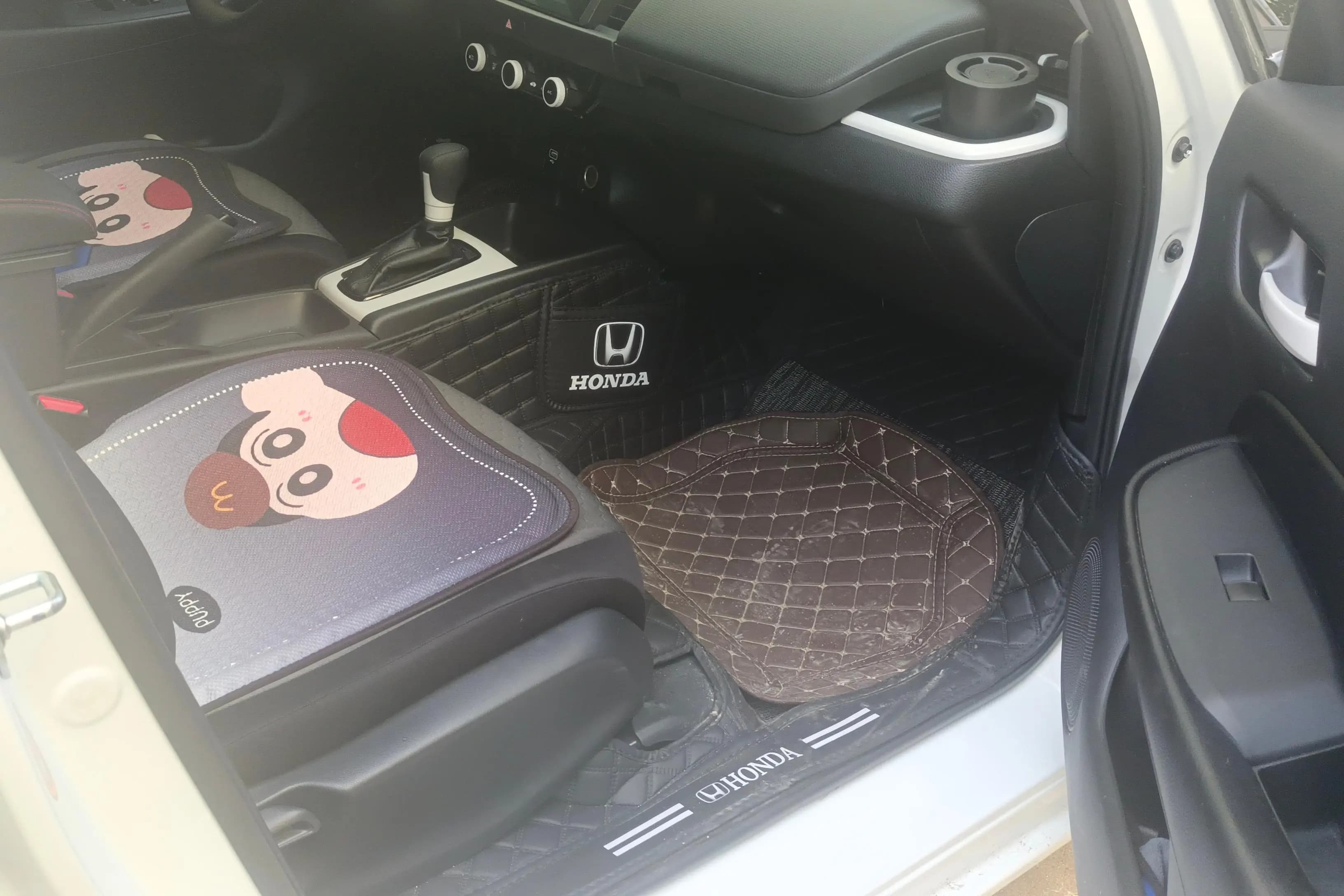 Honda Fit 2022 г. 38724 км. — фото 7
