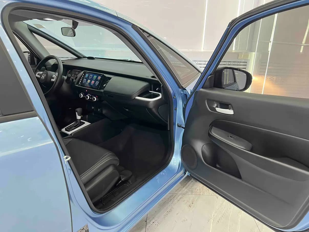 Honda Fit 2023 г. 12127 км. — фото 18