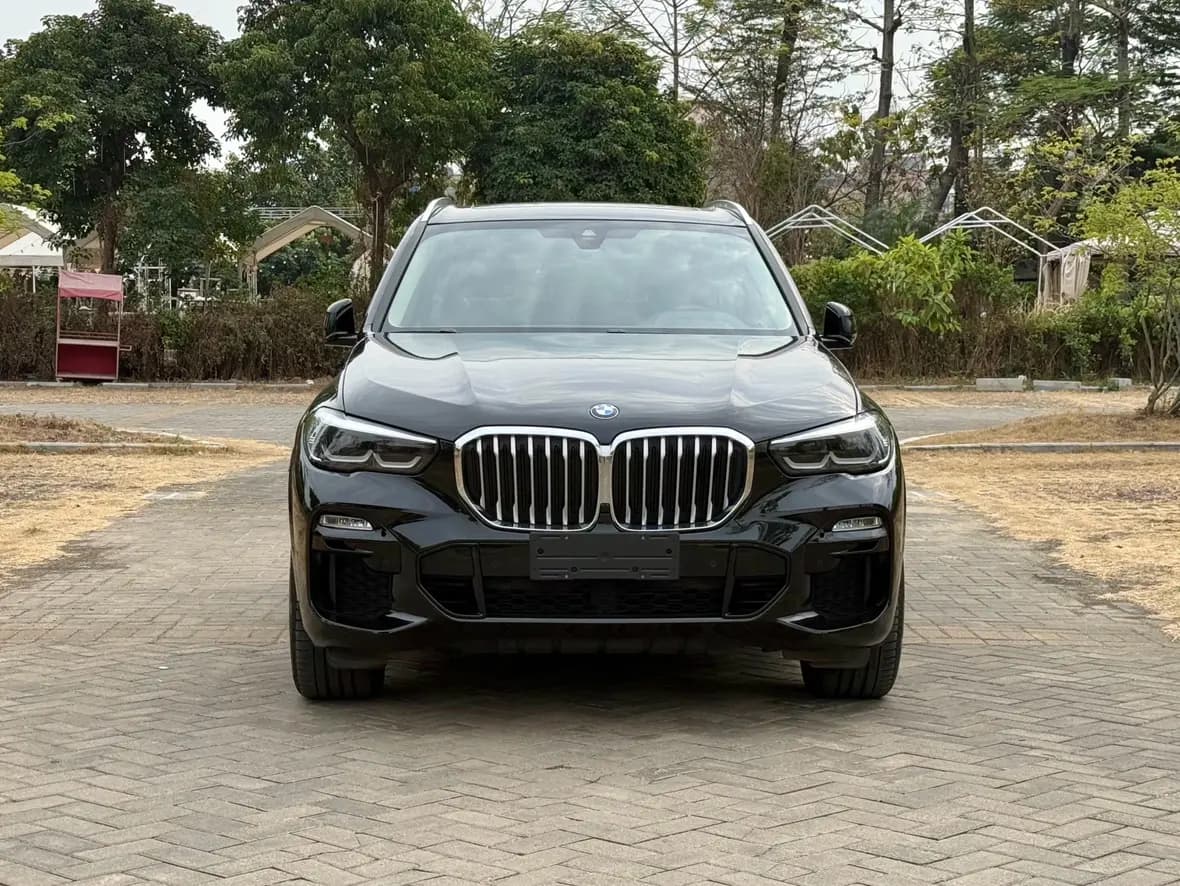 BMW X5 2021 г. 100881 км. — фото 2