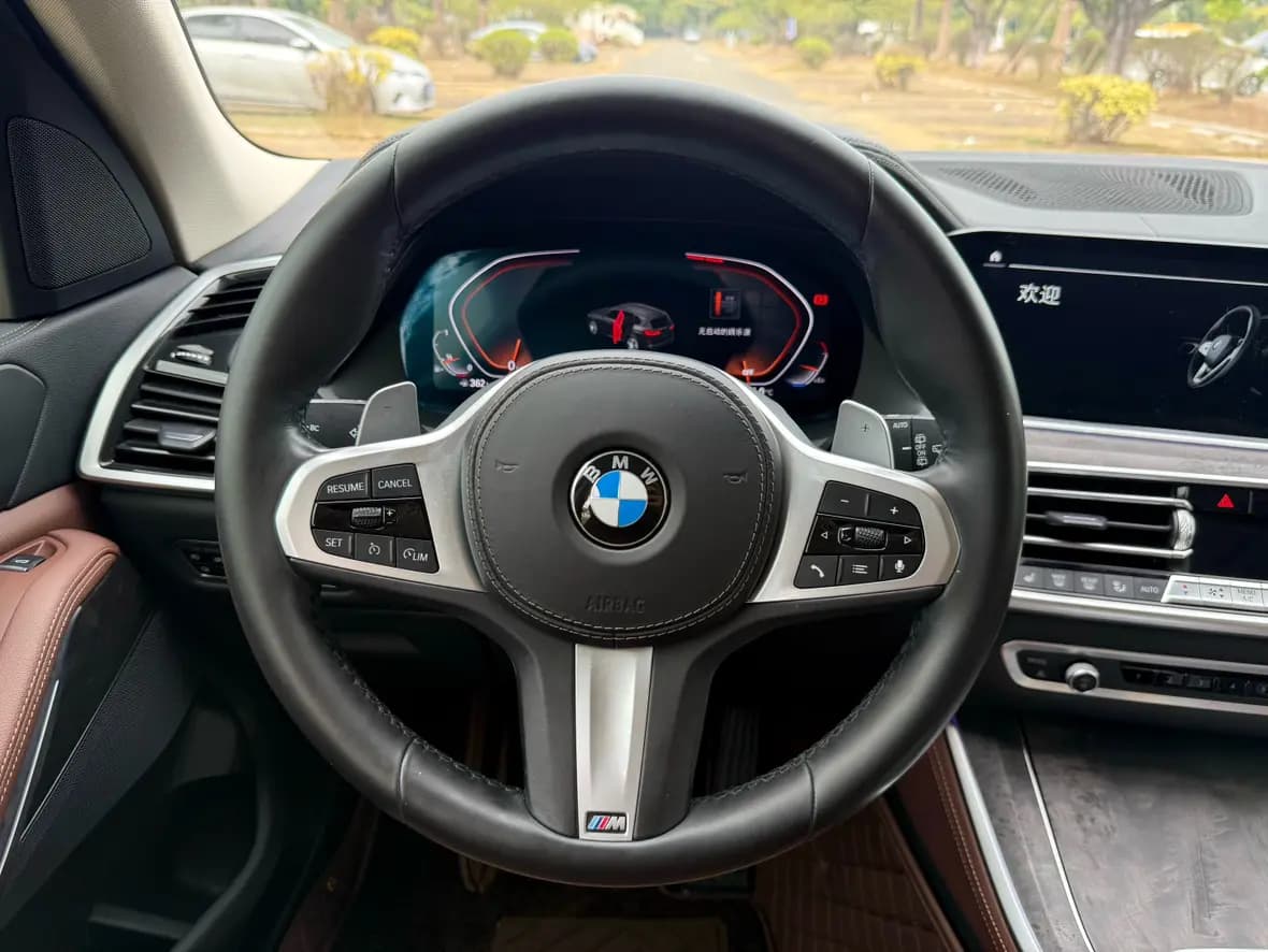 BMW X5 2021 г. 100881 км. — фото 11
